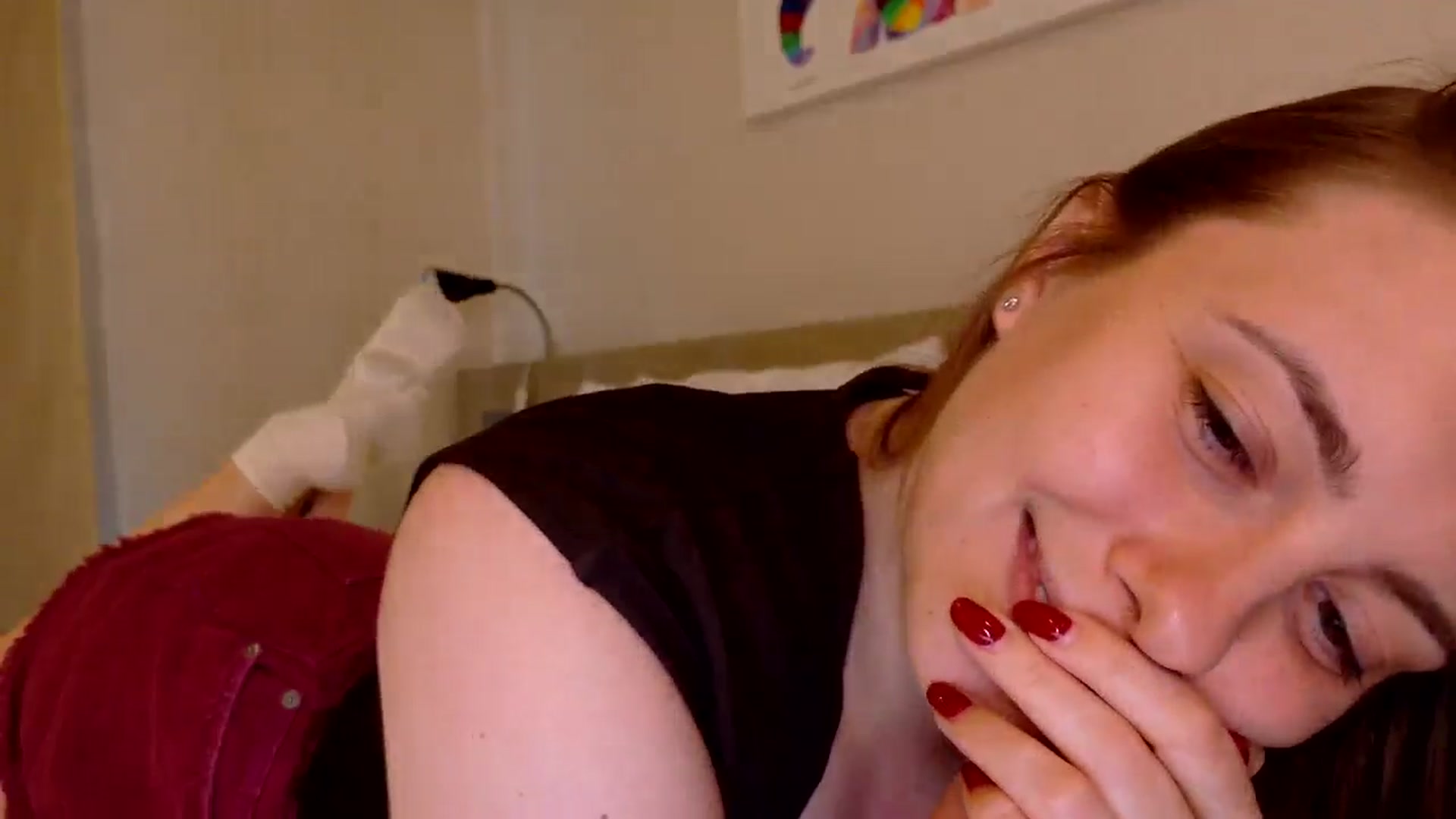 Gallery image thumbnail from QueenOfTease_'s myfreecams stream on, 07/31/2025, 11:32 image 19 of 20
