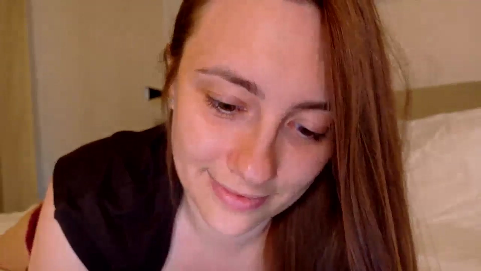 Gallery image thumbnail from QueenOfTease_'s myfreecams stream on, 07/31/2025, 11:32 image 20 of 20