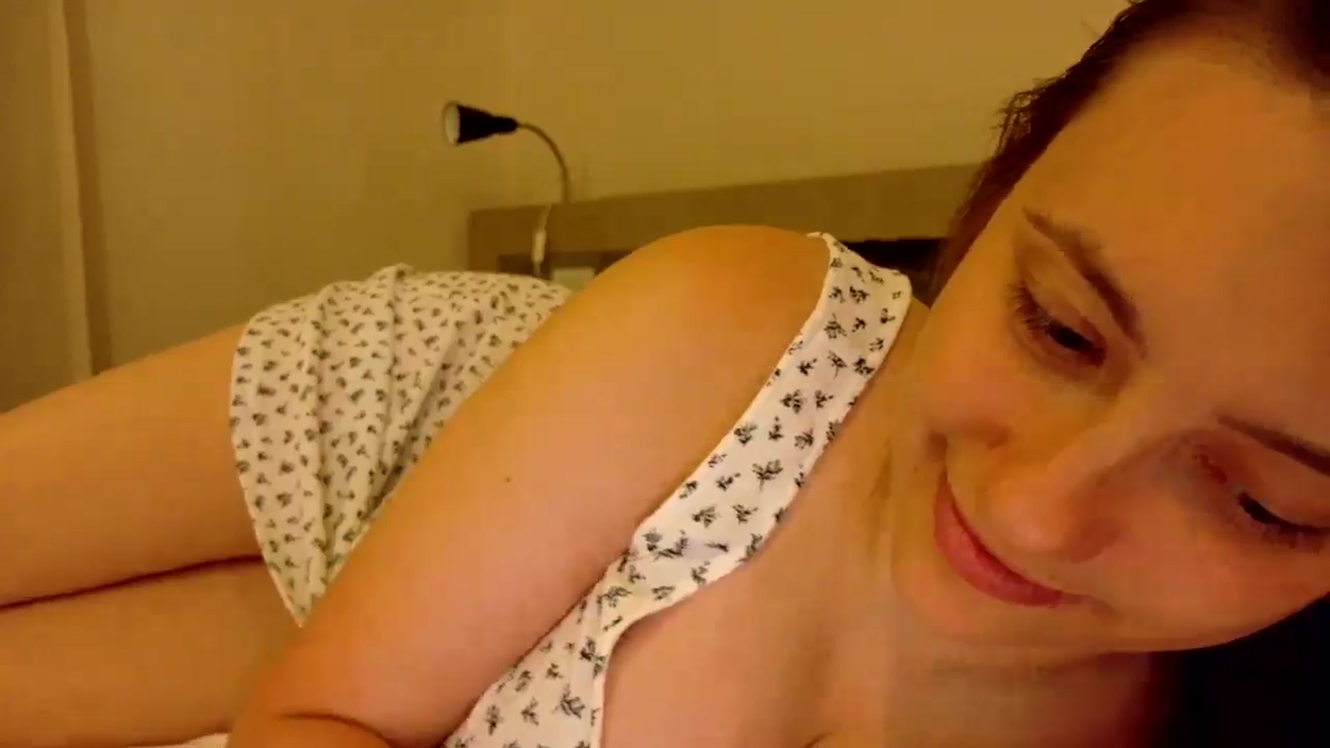 Gallery image thumbnail from QueenOfTease_'s myfreecams stream on, 07/31/2025, 19:08 image 14 of 20