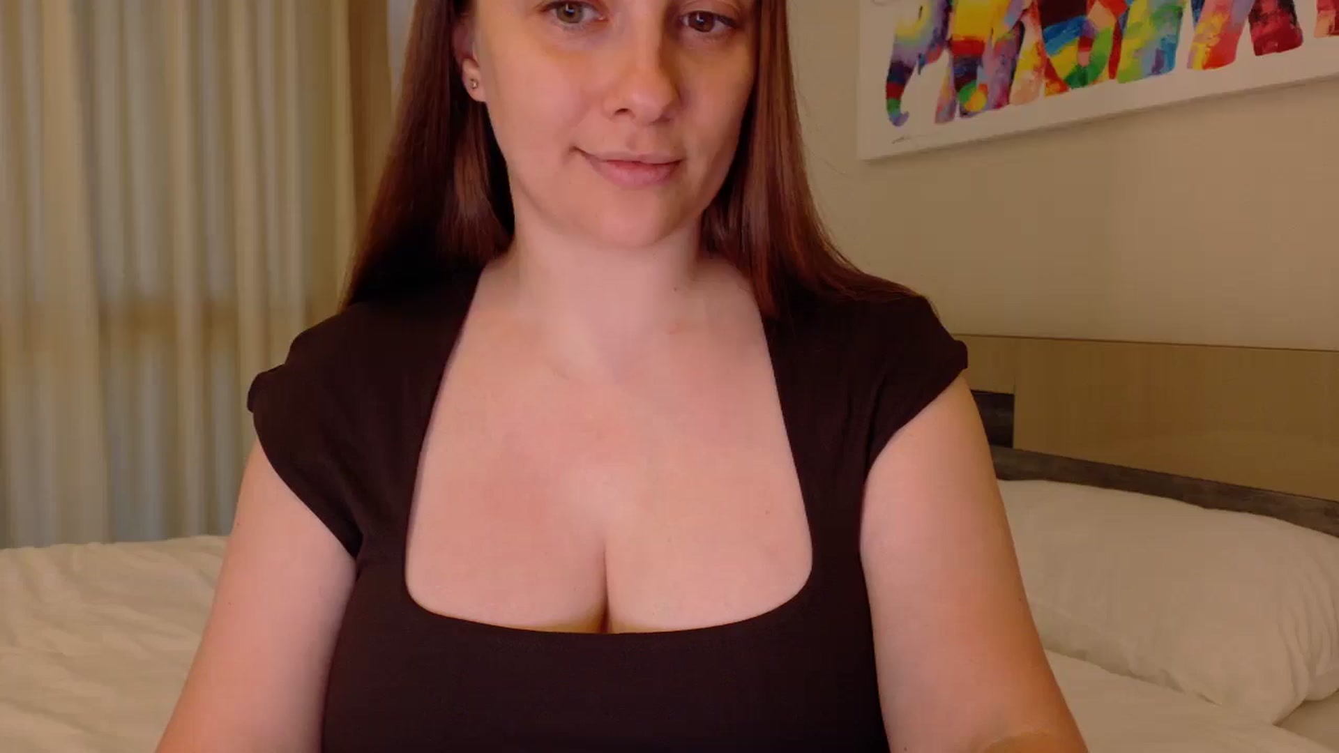 Gallery image thumbnail from QueenOfTease_'s myfreecams stream on, 08/01/2025, 04:17 image 10 of 20