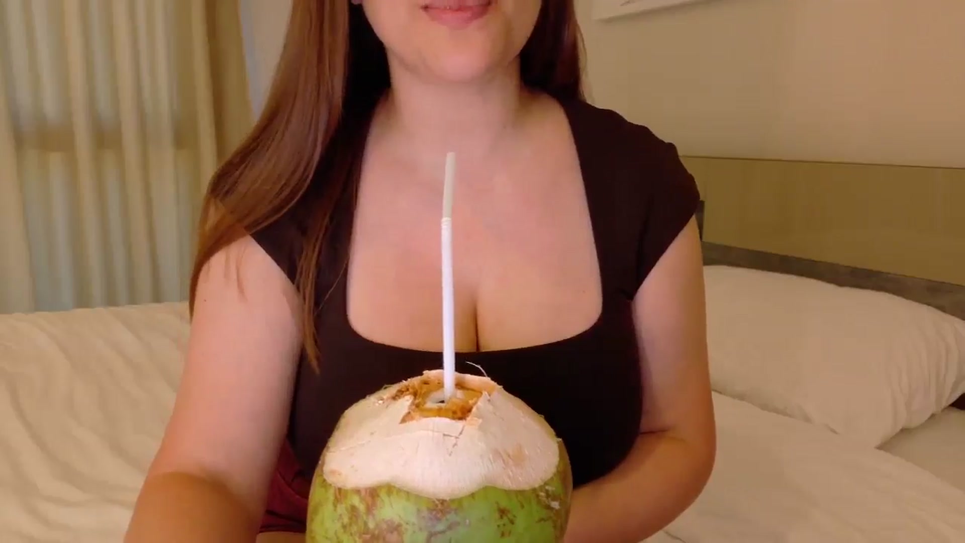 Gallery image thumbnail from QueenOfTease_'s myfreecams stream on, 08/01/2025, 05:34 image 2 of 20