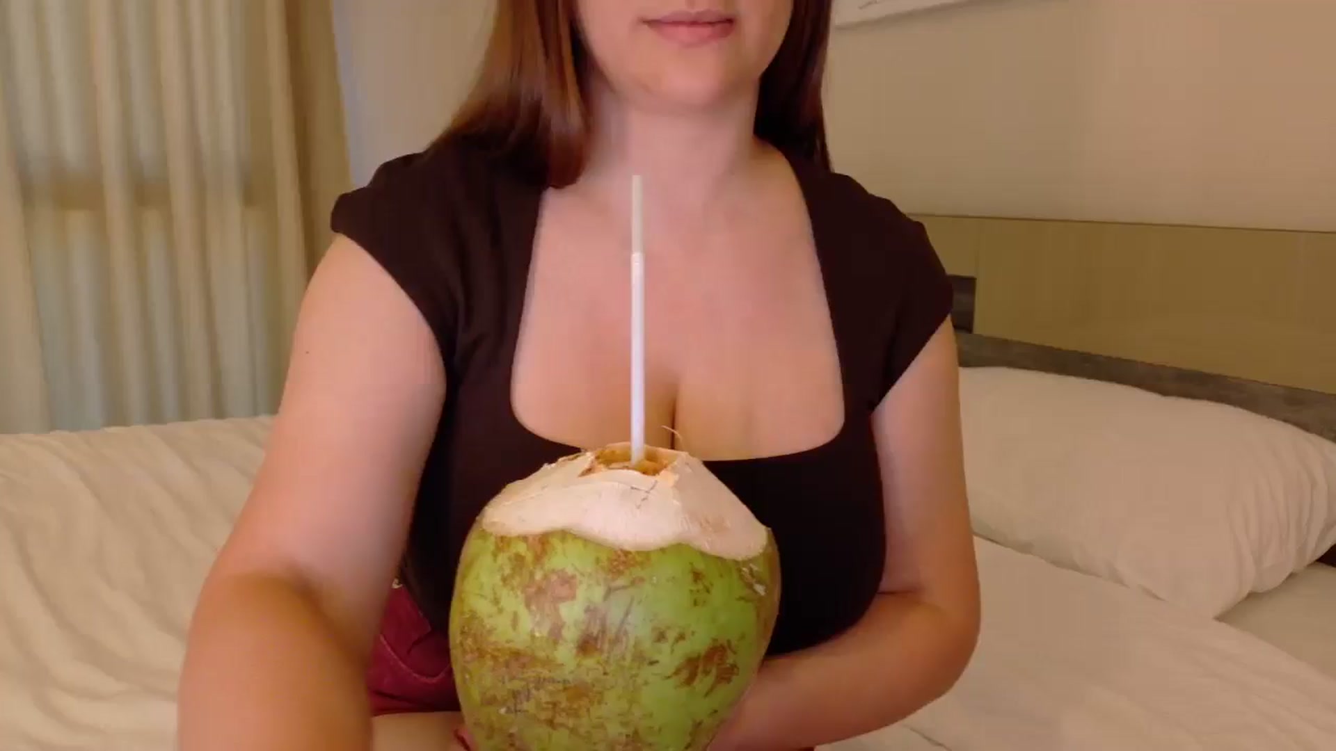 Gallery image thumbnail from QueenOfTease_'s myfreecams stream on, 08/01/2025, 05:34 image 1 of 20