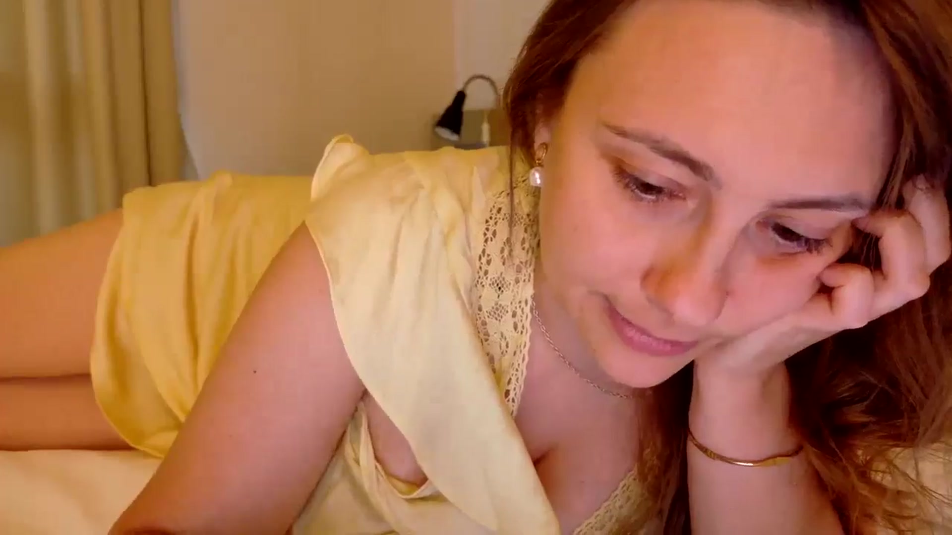 Gallery image thumbnail from QueenOfTease_'s myfreecams stream on, 08/11/2025, 06:21 image 17 of 20