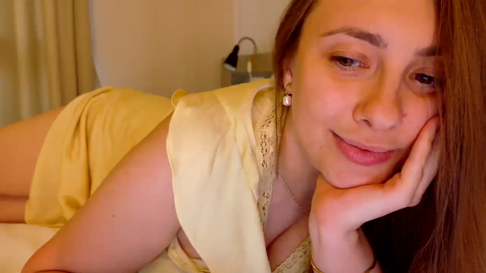 Gallery image thumbnail from QueenOfTease_'s myfreecams stream on, 08/11/2025, 06:21 image 19 of 20