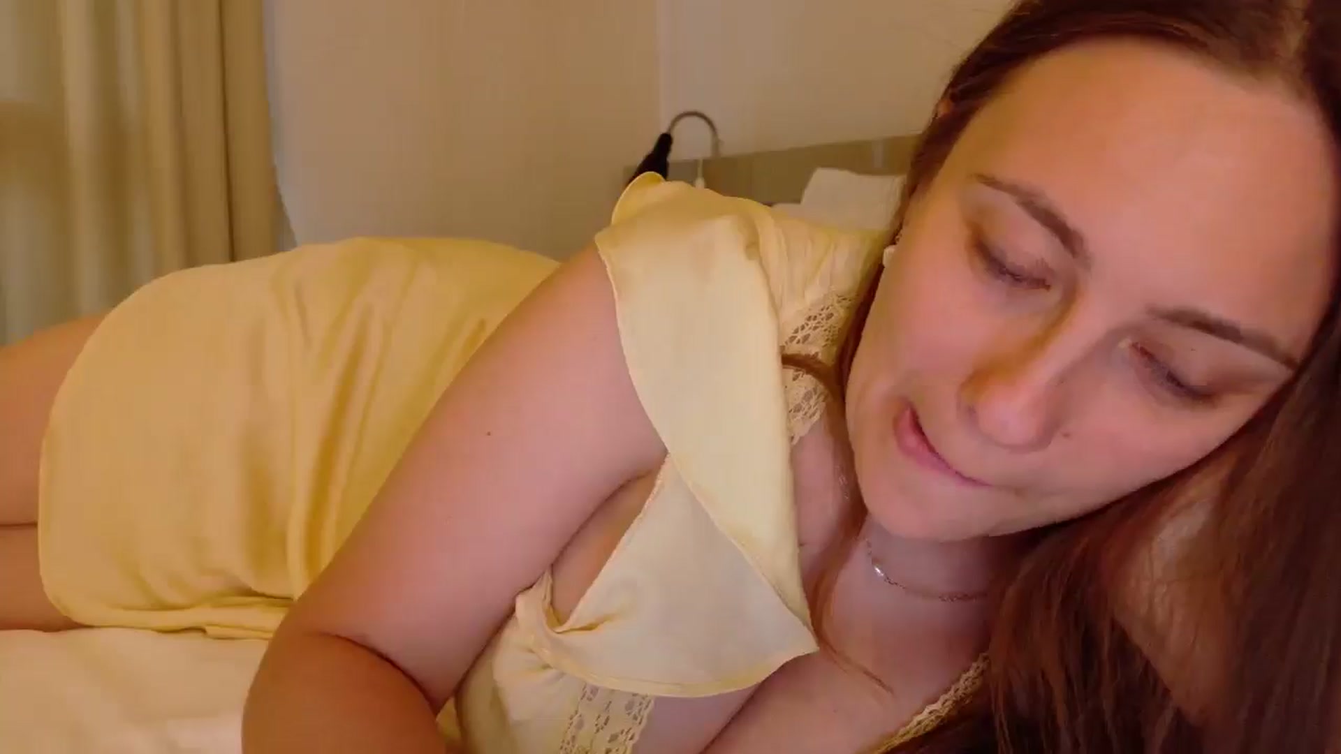 Gallery image thumbnail from QueenOfTease_'s myfreecams stream on, 08/11/2025, 06:56 image 2 of 20