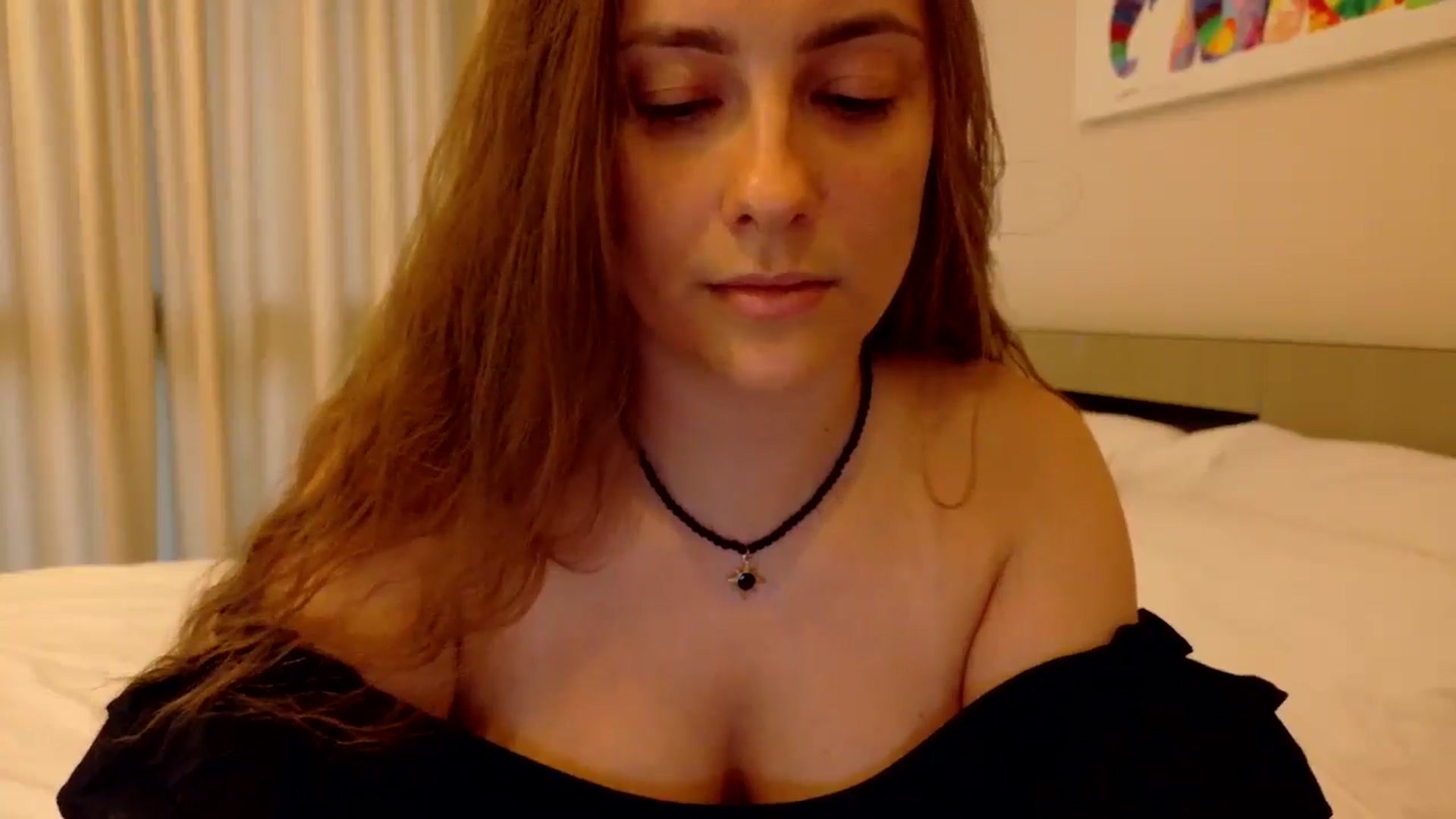 Gallery image thumbnail from QueenOfTease_'s myfreecams stream on, 08/15/2025, 07:27 image 18 of 20