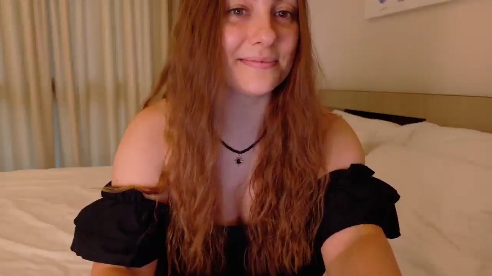 Gallery image thumbnail from QueenOfTease_'s myfreecams stream on, 08/15/2025, 07:27 image 7 of 20