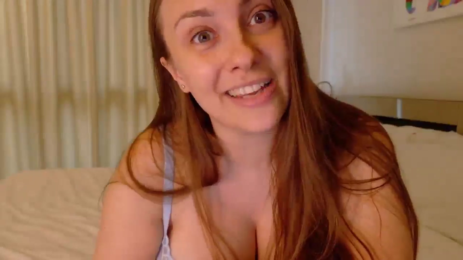 Gallery image thumbnail from QueenOfTease_'s myfreecams stream on, 08/16/2025, 06:40 image 20 of 20