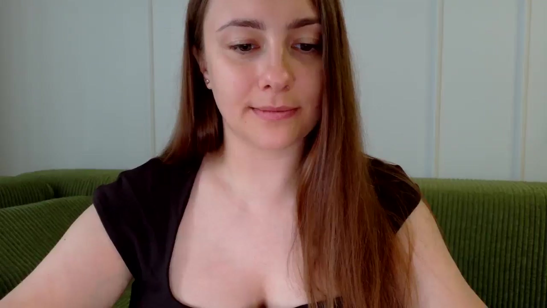 Gallery image thumbnail from QueenOfTease_'s myfreecams stream on, 08/21/2025, 07:44 image 2 of 20