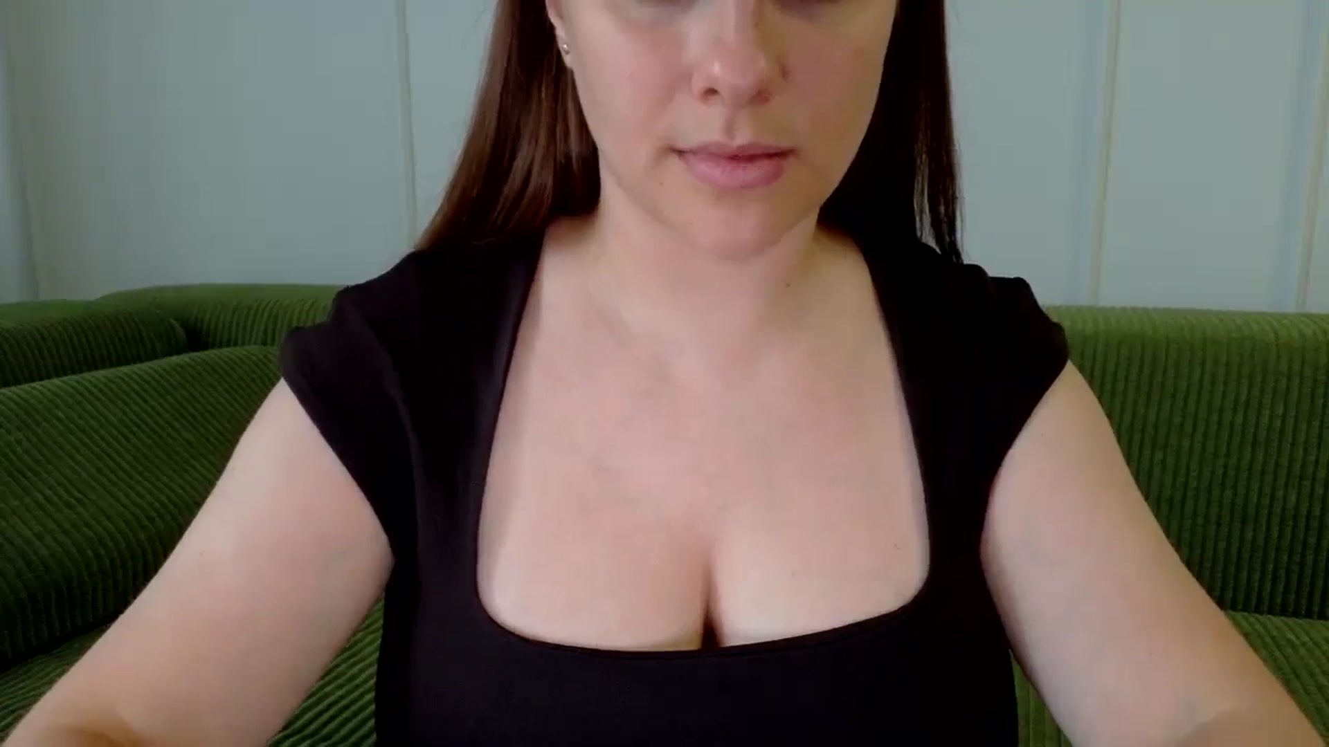 Gallery image thumbnail from QueenOfTease_'s myfreecams stream on, 08/21/2025, 07:44 image 20 of 20