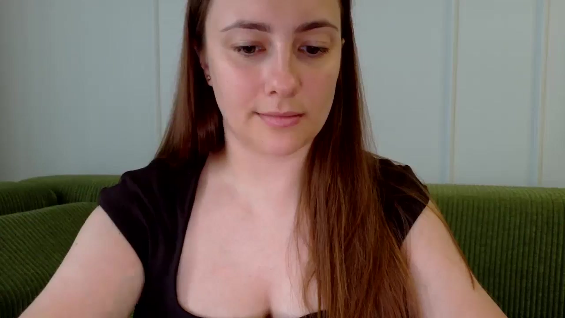 Gallery image thumbnail from QueenOfTease_'s myfreecams stream on, 08/21/2025, 07:44 image 3 of 20