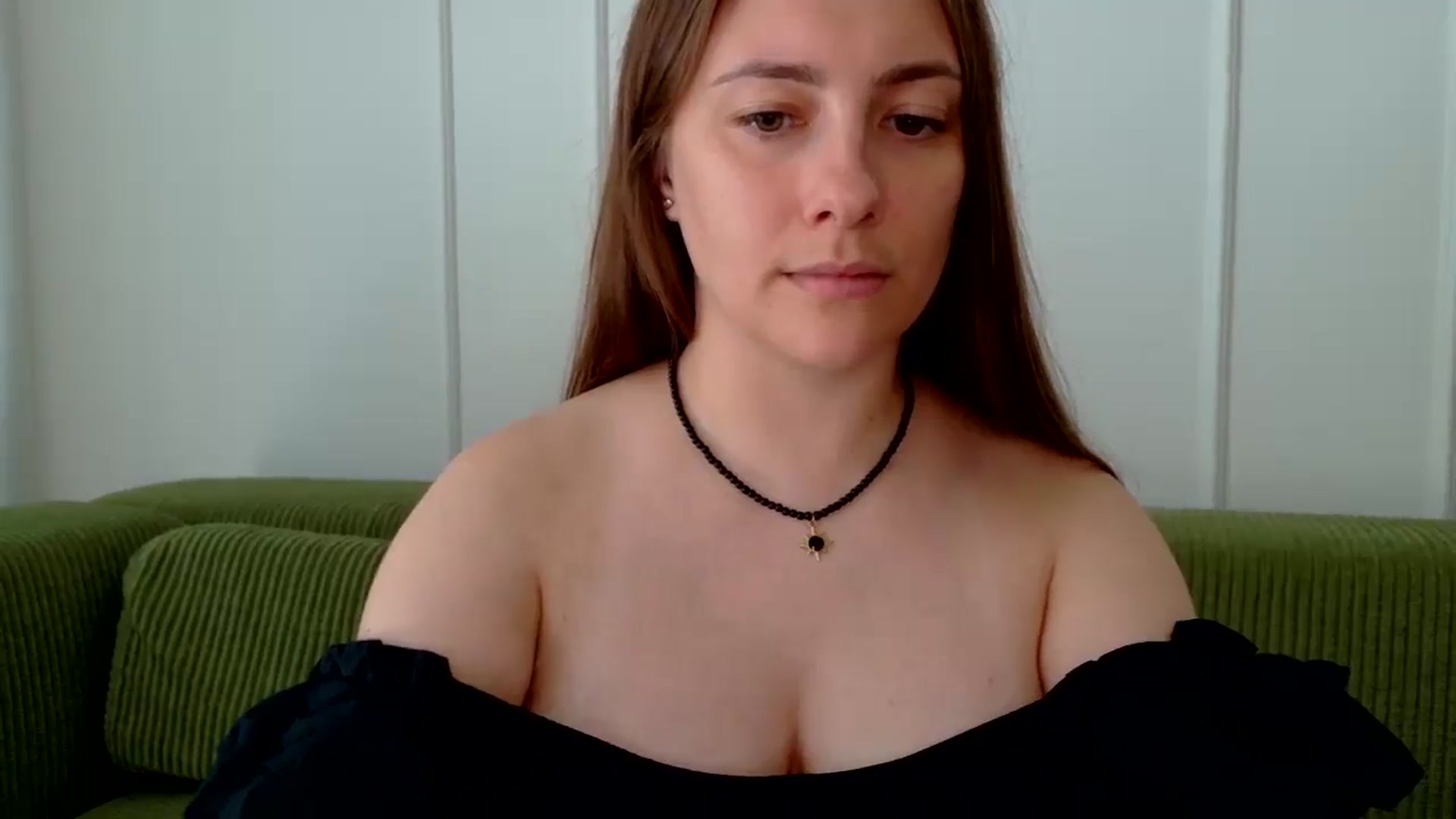 Gallery image thumbnail from QueenOfTease_'s myfreecams stream on, 08/22/2025, 06:54 image 13 of 20