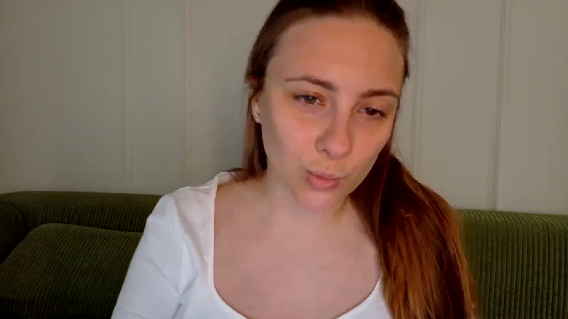 Gallery image thumbnail from QueenOfTease_'s myfreecams stream on, 08/24/2025, 06:07 image 15 of 20