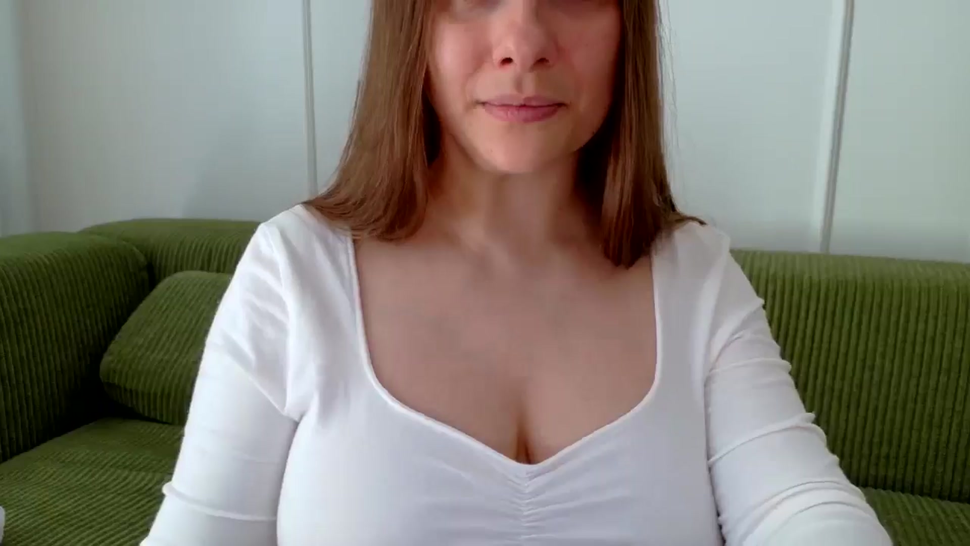 Gallery image thumbnail from QueenOfTease_'s myfreecams stream on, 08/24/2025, 07:07 image 15 of 20