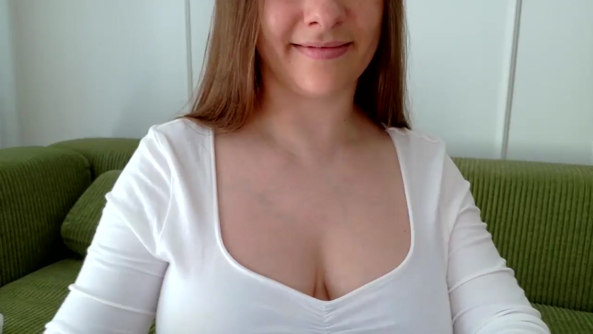 Gallery image thumbnail from QueenOfTease_'s myfreecams stream on, 08/24/2025, 07:07 image 14 of 20