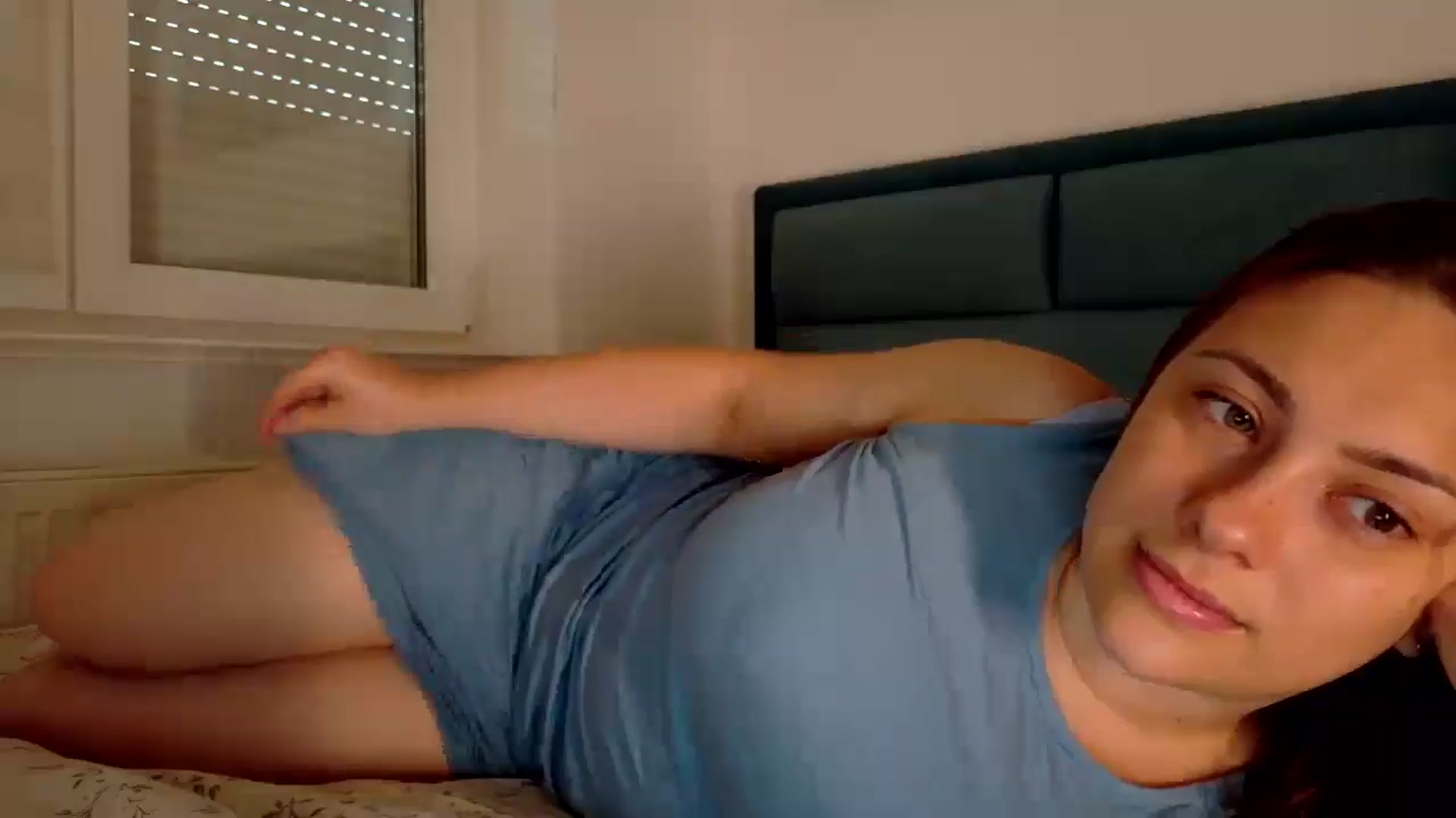 Gallery image thumbnail from QueenOfTease_'s myfreecams stream on, 08/27/2025, 06:30 image 3 of 20