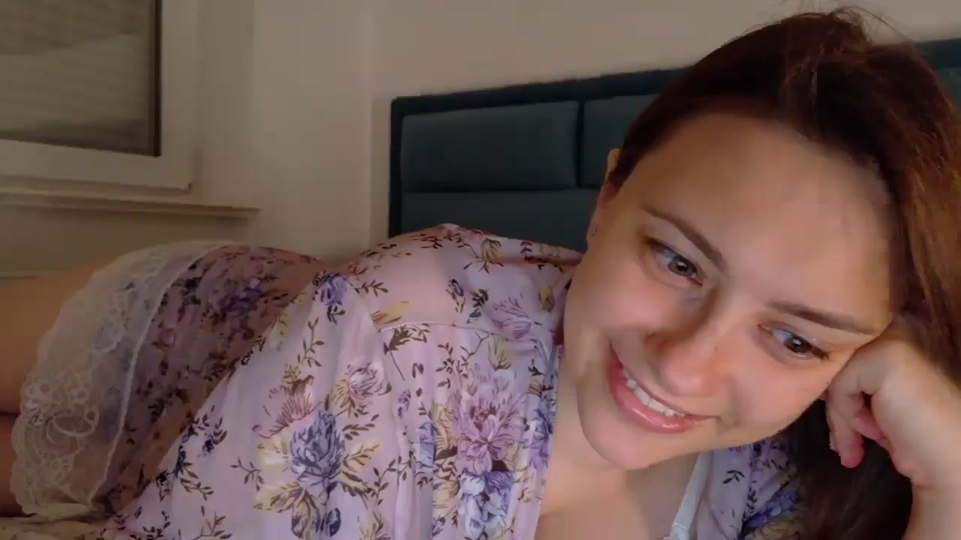 Gallery image thumbnail from QueenOfTease_'s myfreecams stream on, 08/29/2025, 06:31 image 6 of 20