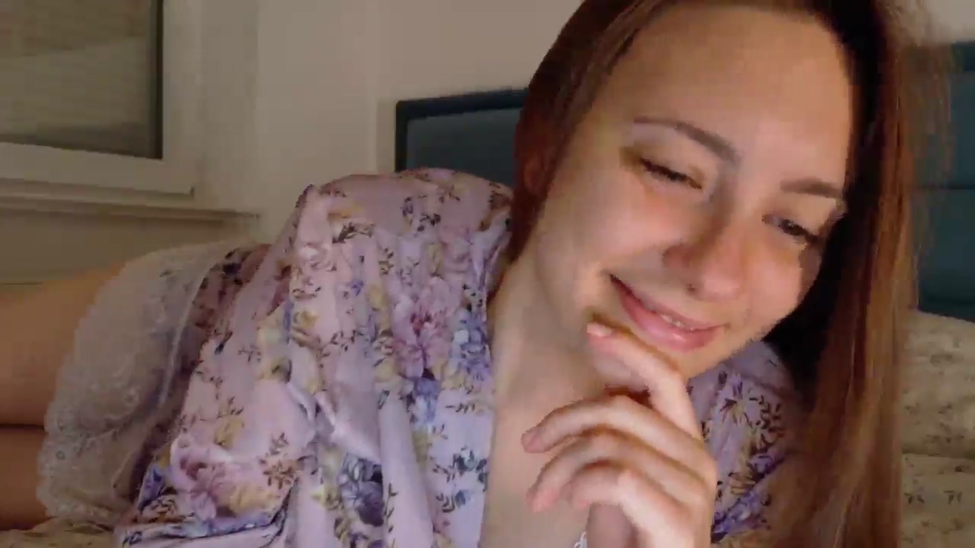 Gallery image thumbnail from QueenOfTease_'s myfreecams stream on, 08/29/2025, 06:31 image 4 of 20