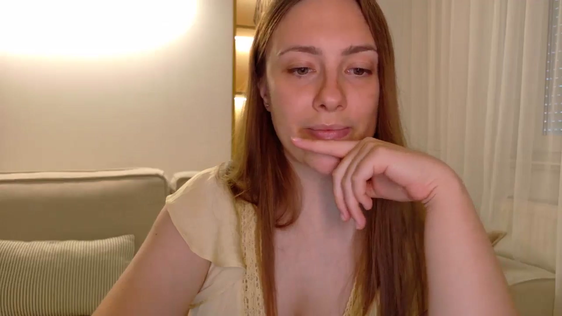 Gallery image thumbnail from QueenOfTease_'s myfreecams stream on, 09/01/2025, 06:40 image 17 of 20