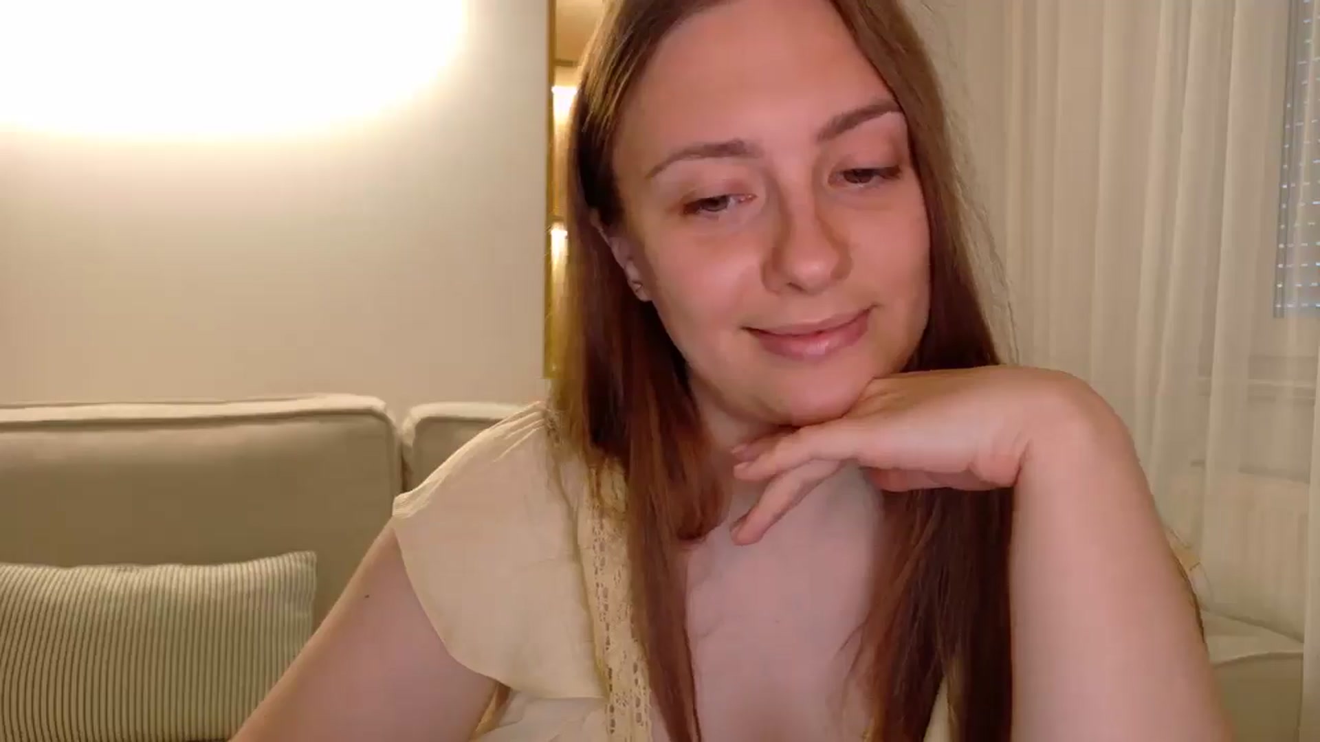 Gallery image thumbnail from QueenOfTease_'s myfreecams stream on, 09/01/2025, 06:40 image 10 of 20