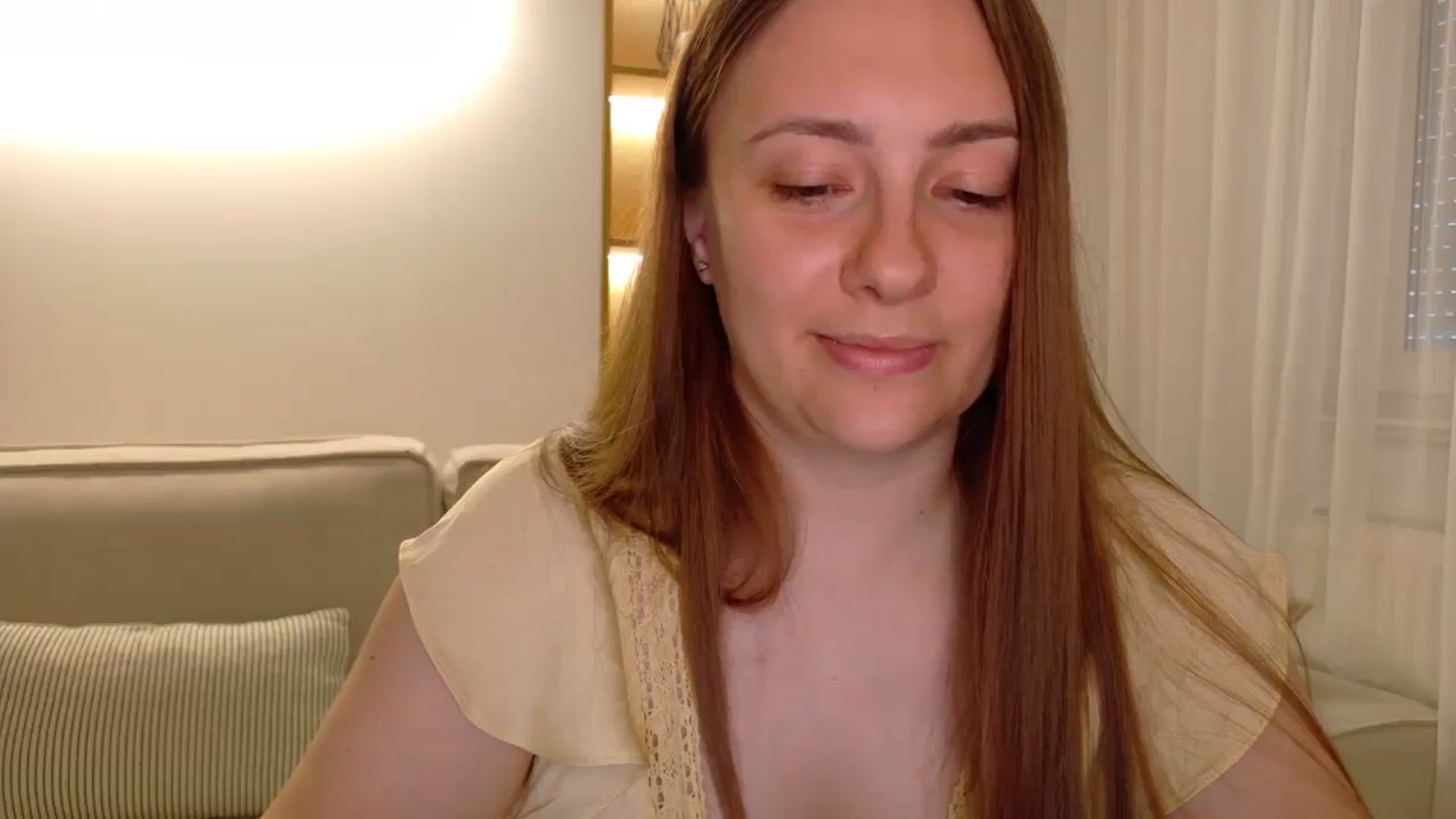 Gallery image thumbnail from QueenOfTease_'s myfreecams stream on, 09/01/2025, 06:40 image 15 of 20