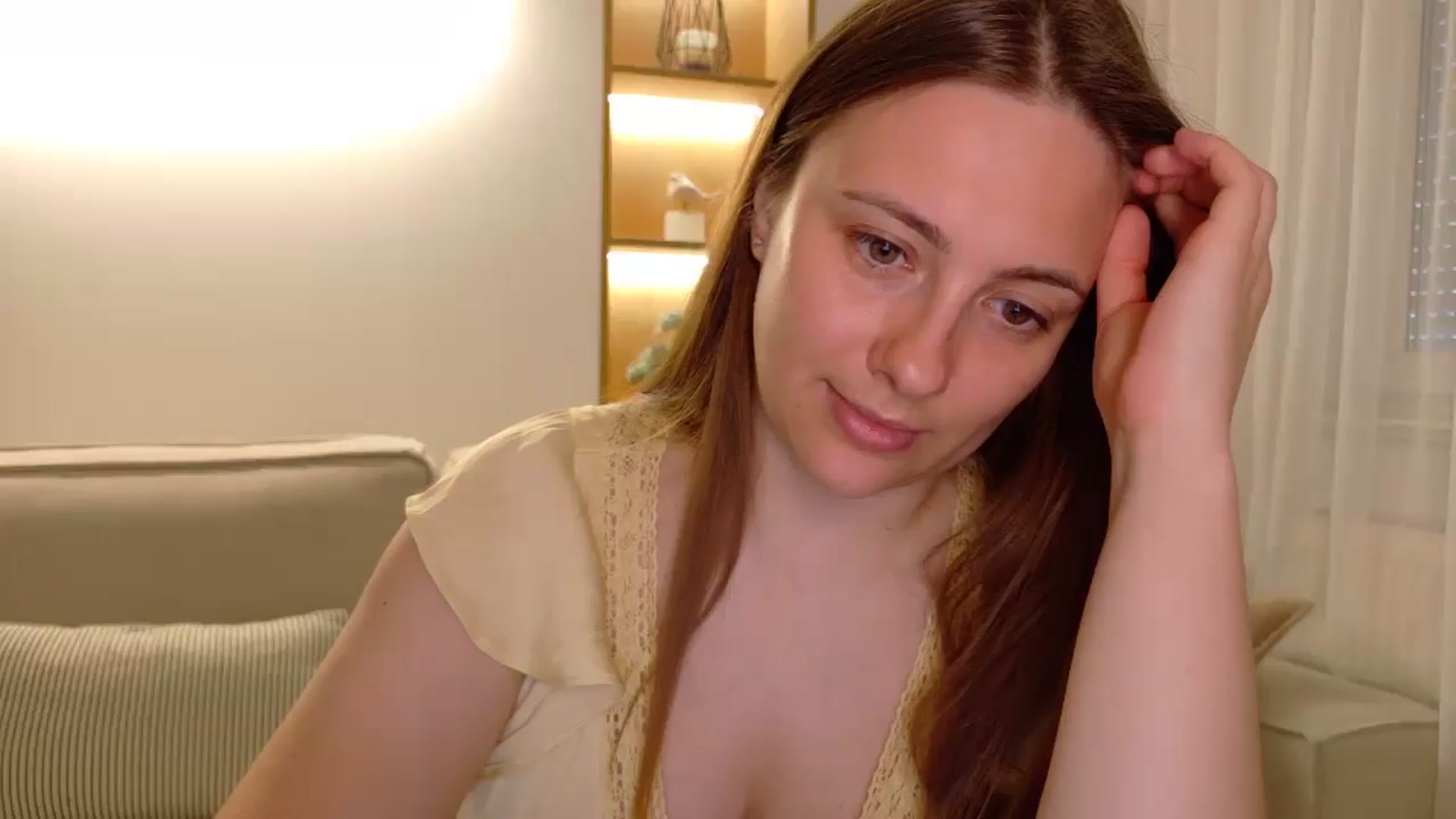 Gallery image thumbnail from QueenOfTease_'s myfreecams stream on, 09/01/2025, 06:40 image 4 of 20