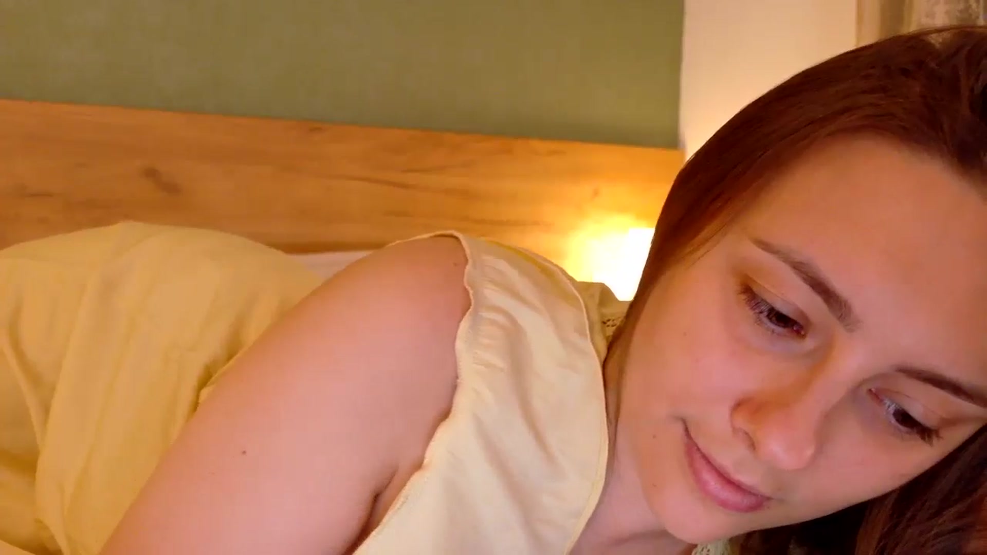 Gallery image thumbnail from QueenOfTease_'s myfreecams stream on, 09/06/2025, 06:02 image 17 of 20