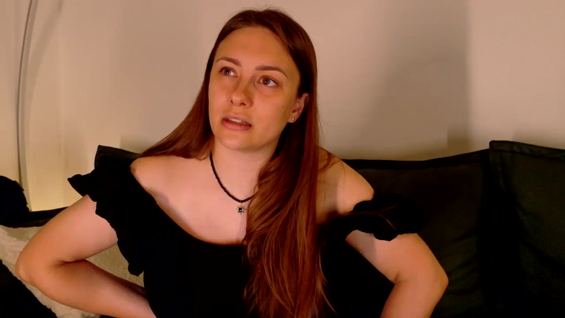 Gallery image thumbnail from QueenOfTease_'s myfreecams stream on, 09/12/2025, 07:11 image 12 of 20