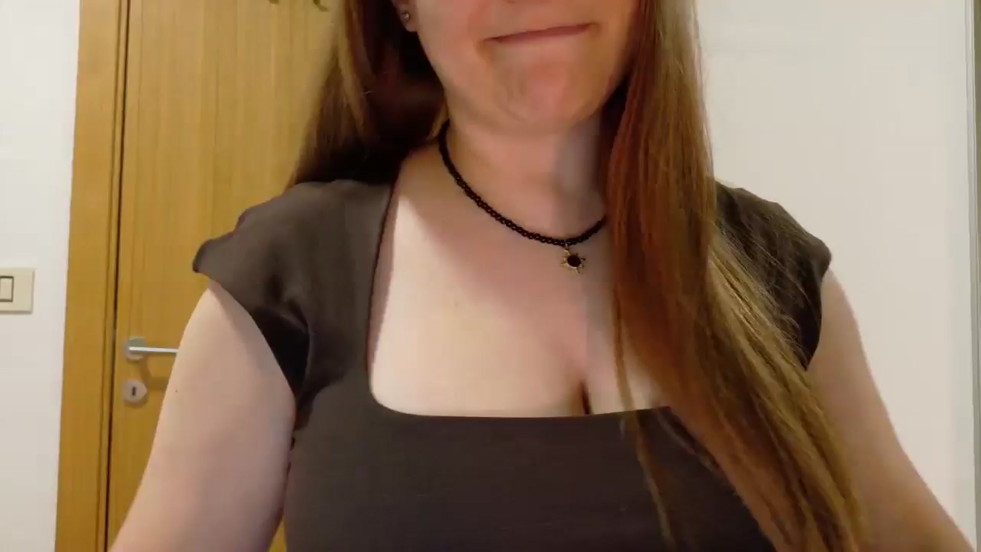 Gallery image thumbnail from QueenOfTease_'s myfreecams stream on, 09/14/2025, 07:15 image 4 of 20