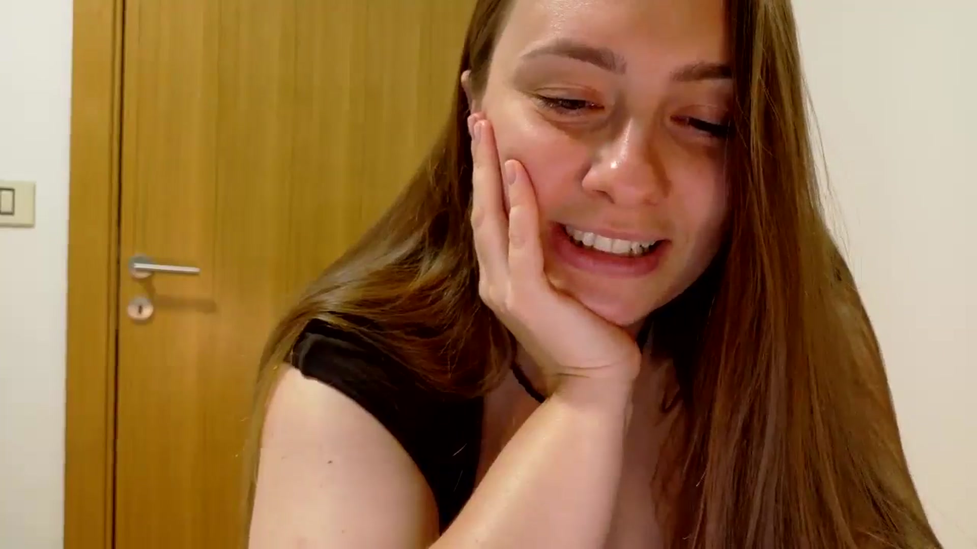 Gallery image thumbnail from QueenOfTease_'s myfreecams stream on, 09/14/2025, 07:50 image 2 of 20