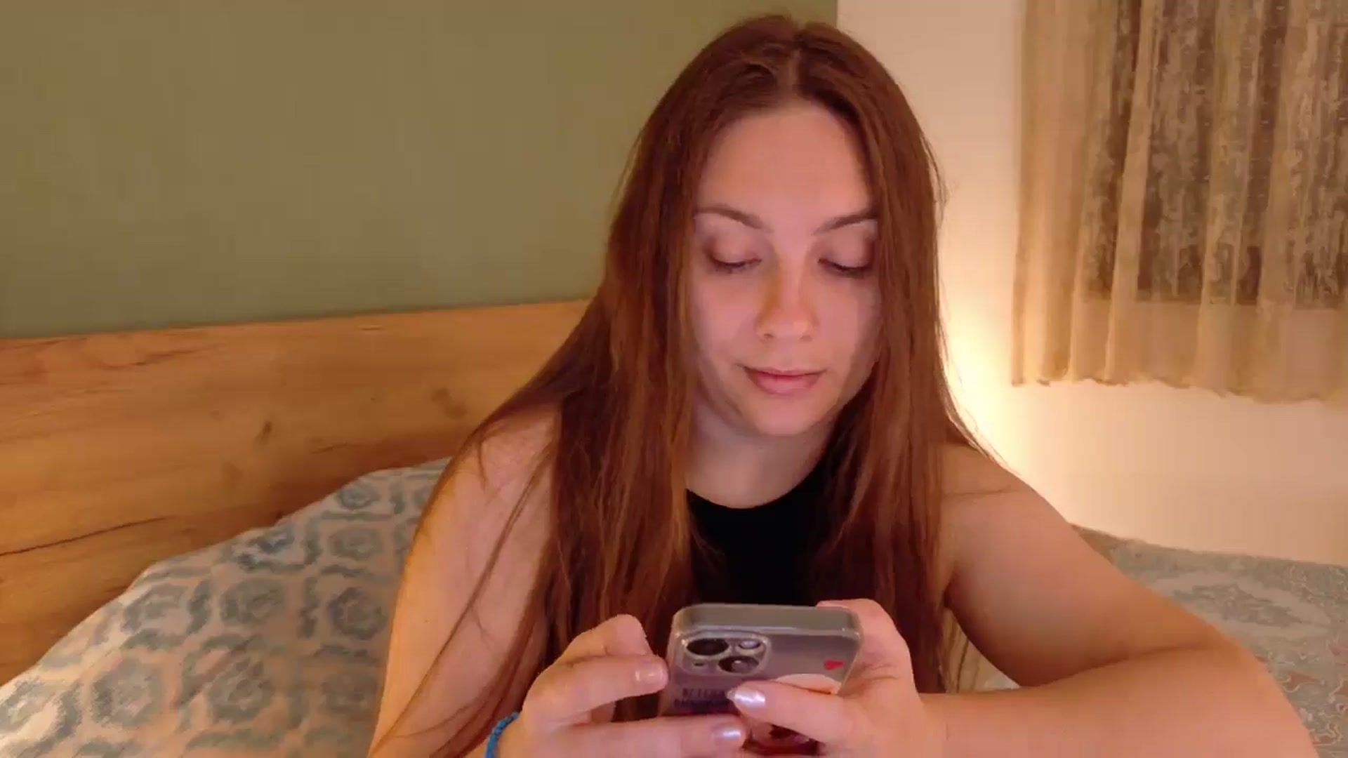 Gallery image thumbnail from QueenOfTease_'s myfreecams stream on, 09/17/2025, 06:20 image 4 of 20