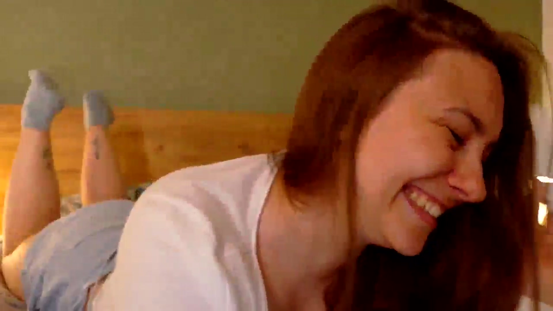 Gallery image thumbnail from QueenOfTease_'s myfreecams stream on, 09/18/2025, 06:36 image 14 of 20