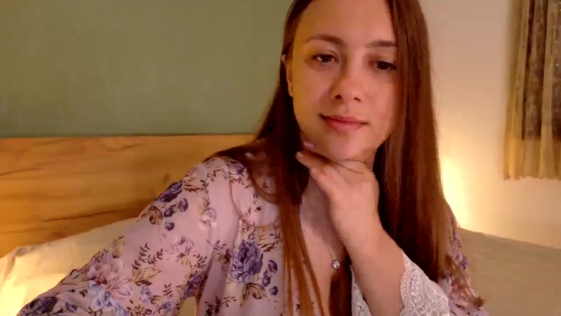 Gallery image thumbnail from QueenOfTease_'s myfreecams stream on, 09/19/2025, 06:59 image 6 of 20