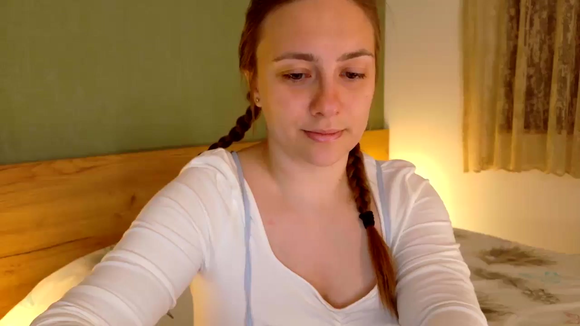 Gallery image thumbnail from QueenOfTease_'s myfreecams stream on, 09/26/2025, 06:57 image 4 of 20