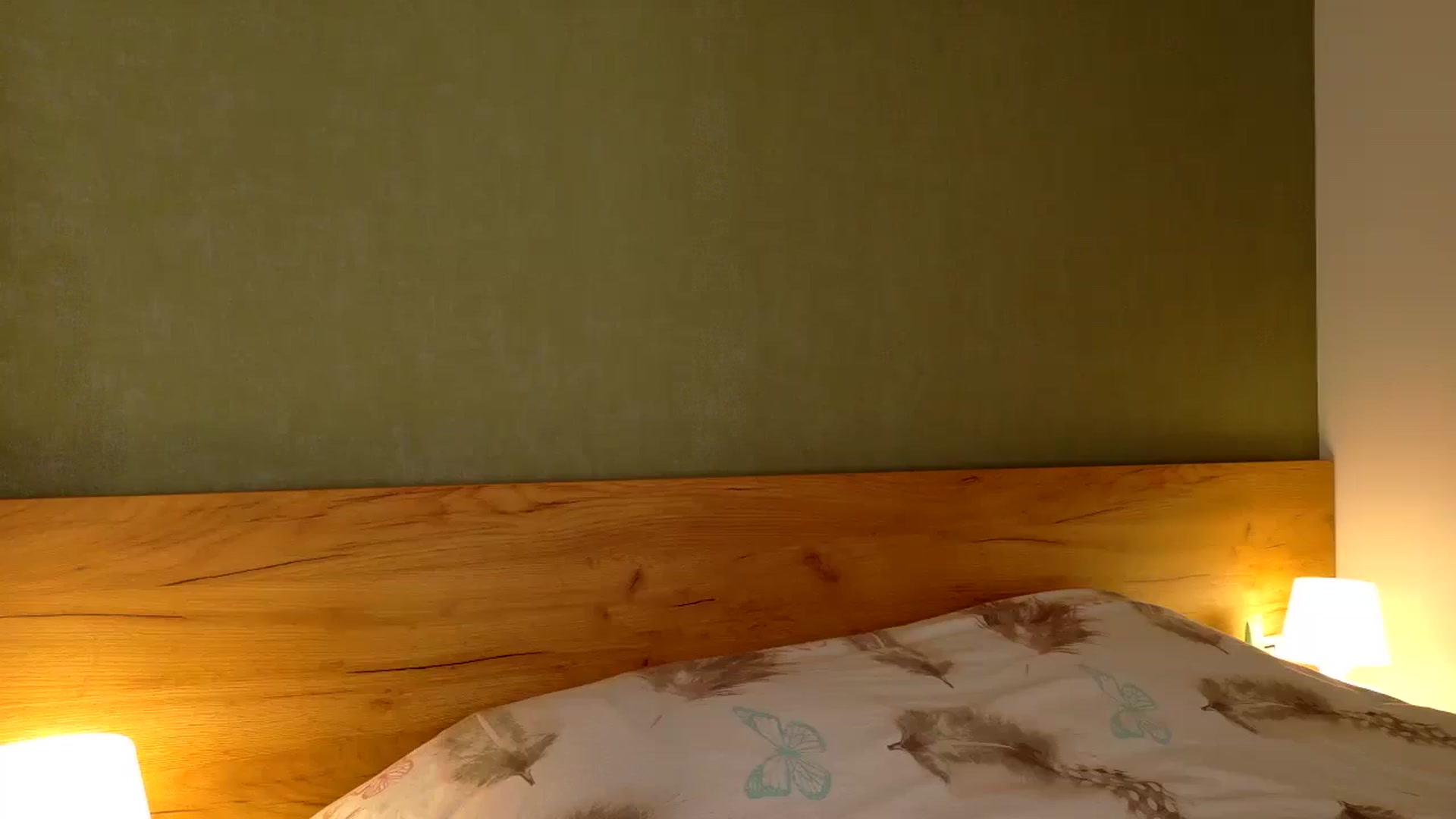 Gallery image thumbnail from QueenOfTease_'s myfreecams stream on, 09/27/2025, 07:10 image 10 of 20