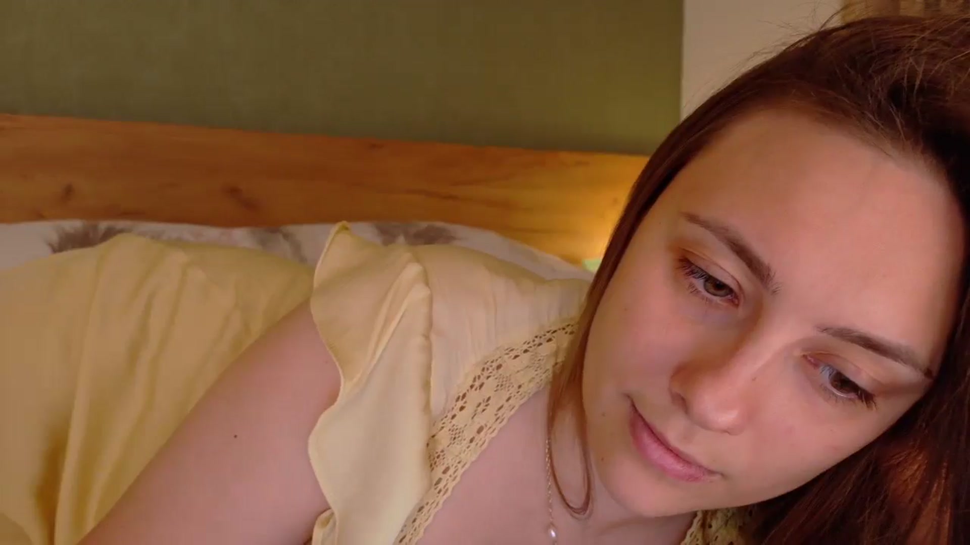 Gallery image thumbnail from QueenOfTease_'s myfreecams stream on, 09/29/2025, 06:18 image 15 of 20