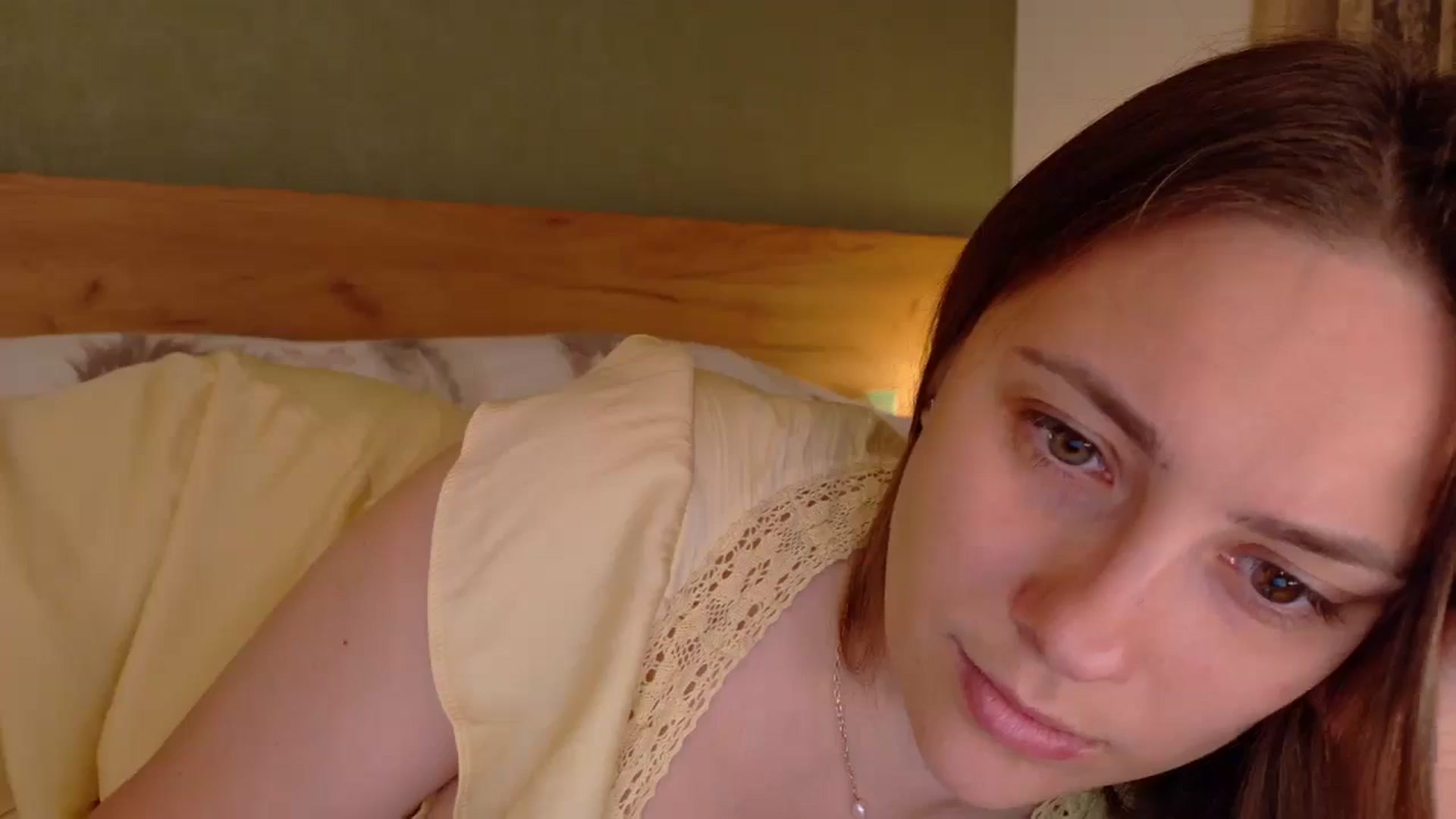 Gallery image thumbnail from QueenOfTease_'s myfreecams stream on, 09/29/2025, 06:18 image 4 of 20