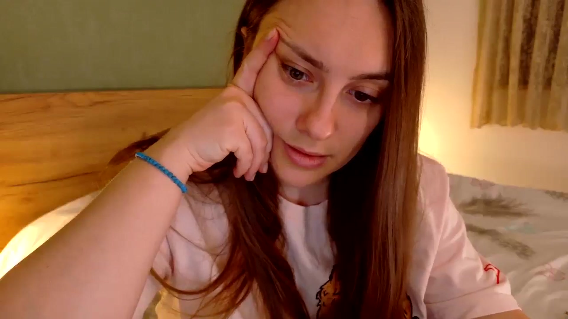 Gallery image thumbnail from QueenOfTease_'s myfreecams stream on, 10/01/2025, 07:09 image 14 of 20