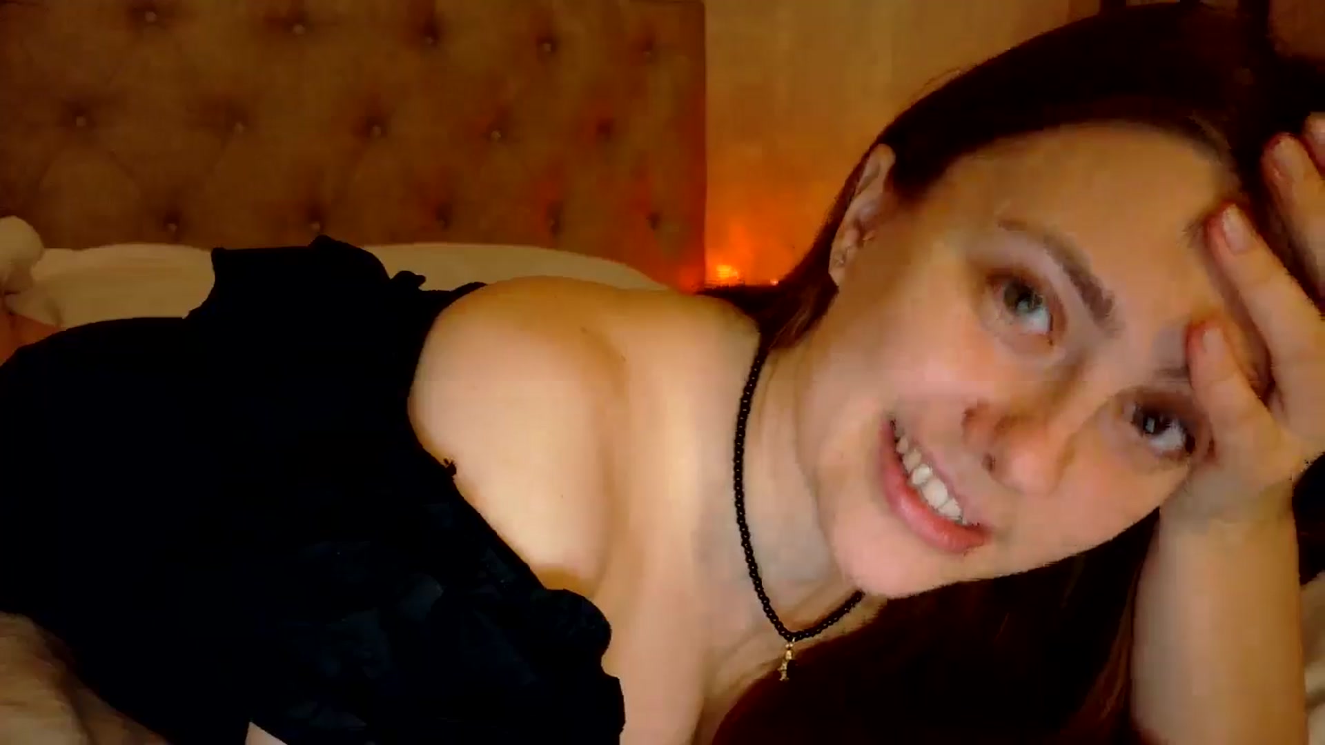 Gallery image thumbnail from QueenOfTease_'s myfreecams stream on, 10/08/2025, 06:03 image 20 of 20