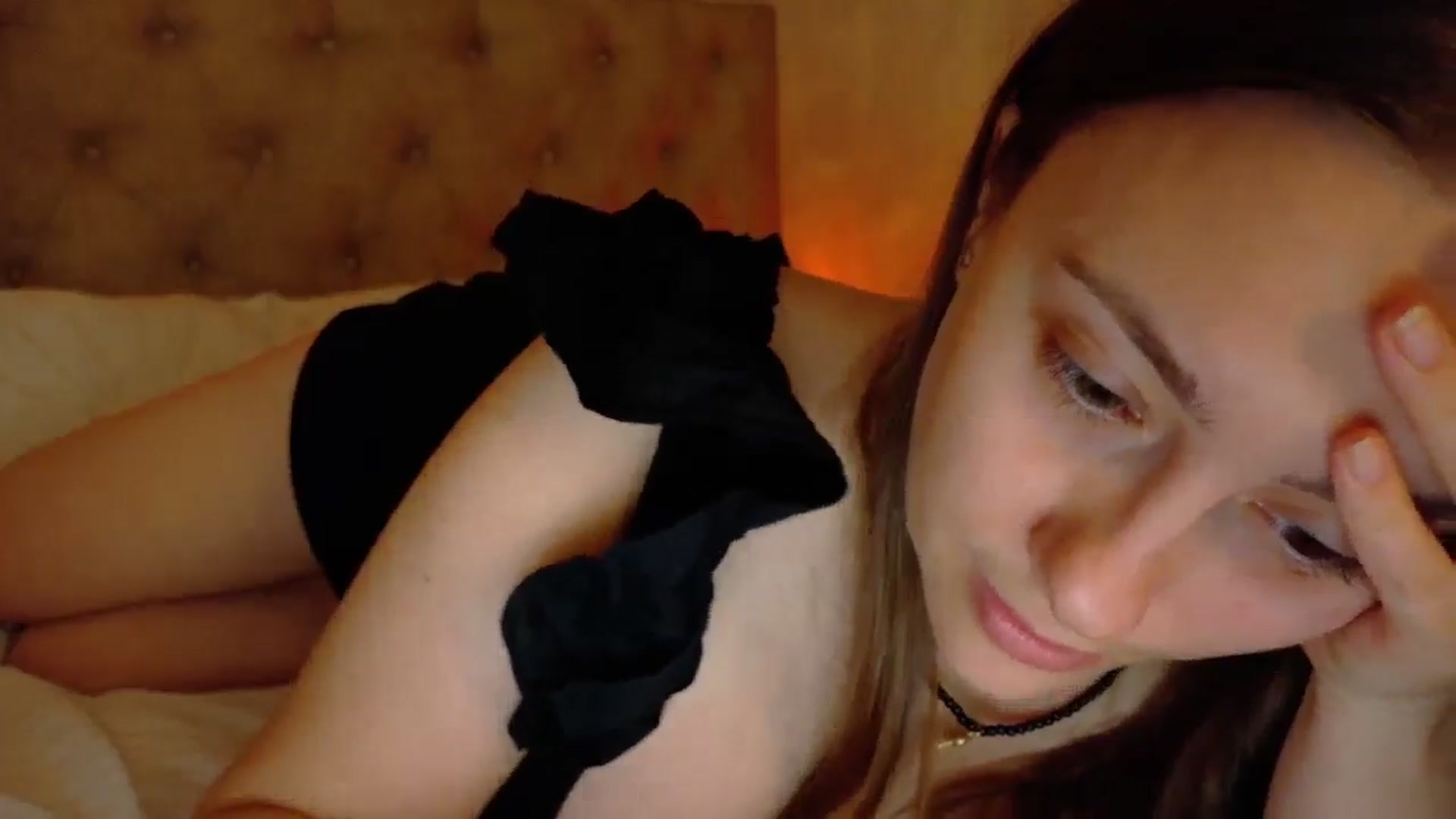 Gallery image thumbnail from QueenOfTease_'s myfreecams stream on, 10/08/2025, 06:03 image 15 of 20