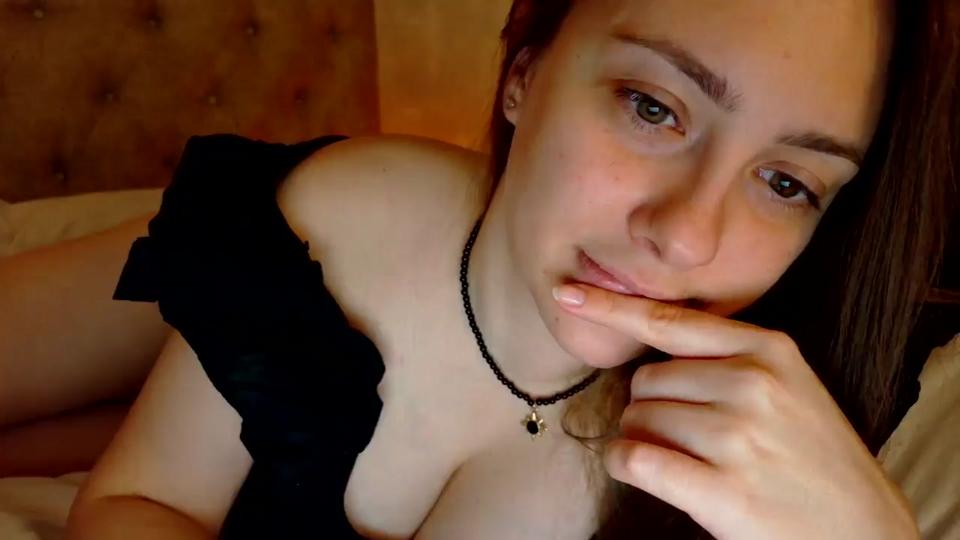 Gallery image thumbnail from QueenOfTease_'s myfreecams stream on, 10/08/2025, 07:13 image 10 of 20