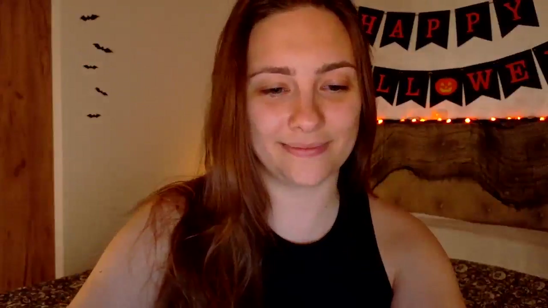 Gallery image thumbnail from QueenOfTease_'s myfreecams stream on, 10/12/2025, 06:42 image 16 of 20