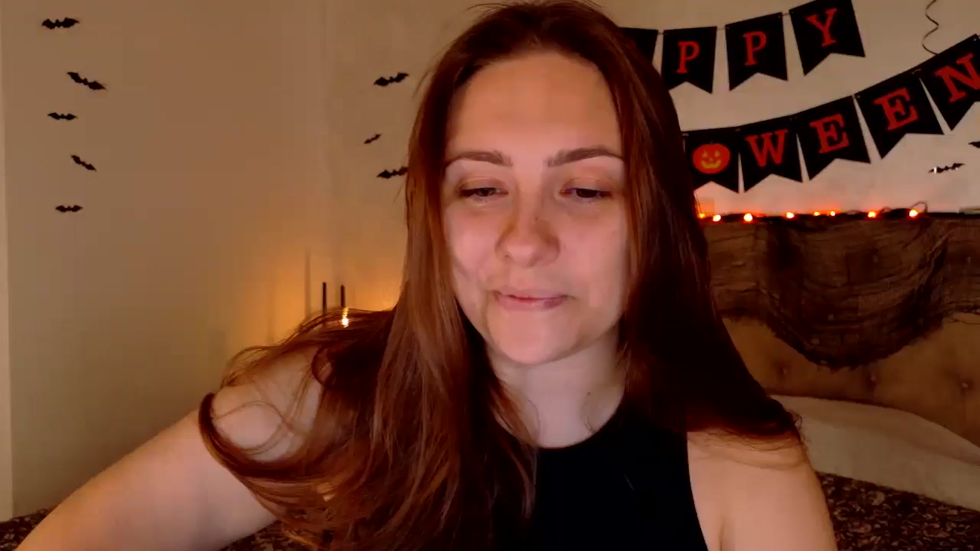 Gallery image thumbnail from QueenOfTease_'s myfreecams stream on, 10/12/2025, 06:42 image 1 of 20