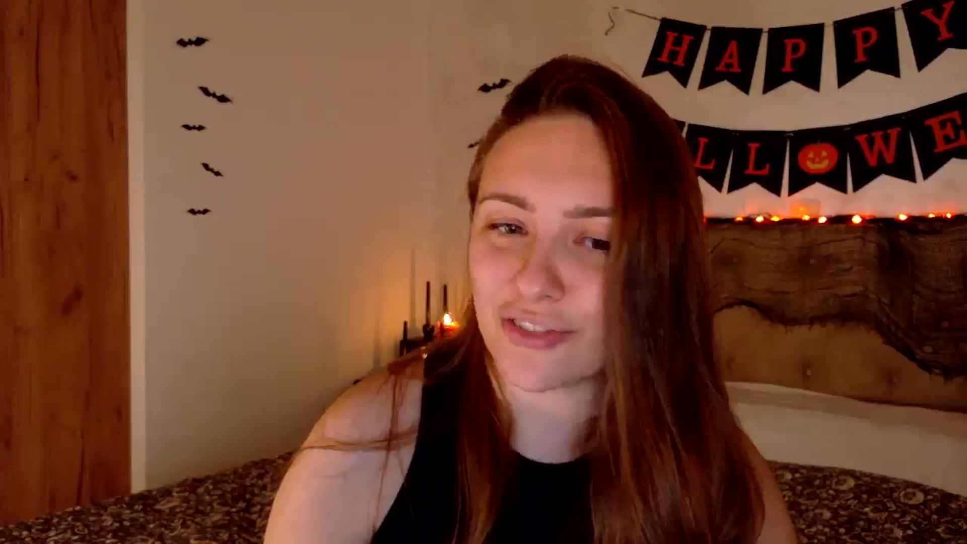 Gallery image thumbnail from QueenOfTease_'s myfreecams stream on, 10/12/2025, 06:42 image 19 of 20