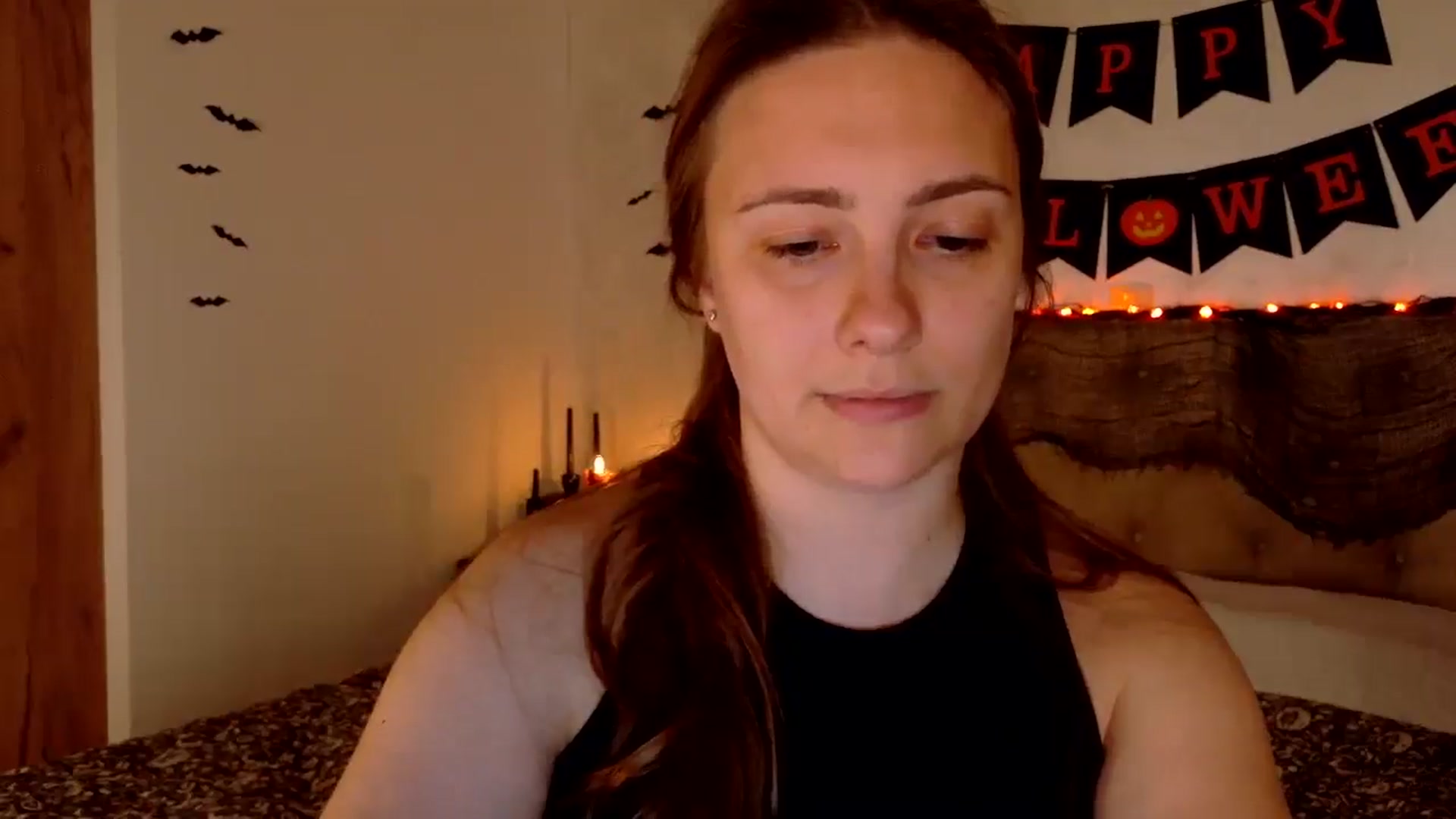 Gallery image thumbnail from QueenOfTease_'s myfreecams stream on, 10/12/2025, 06:42 image 6 of 20