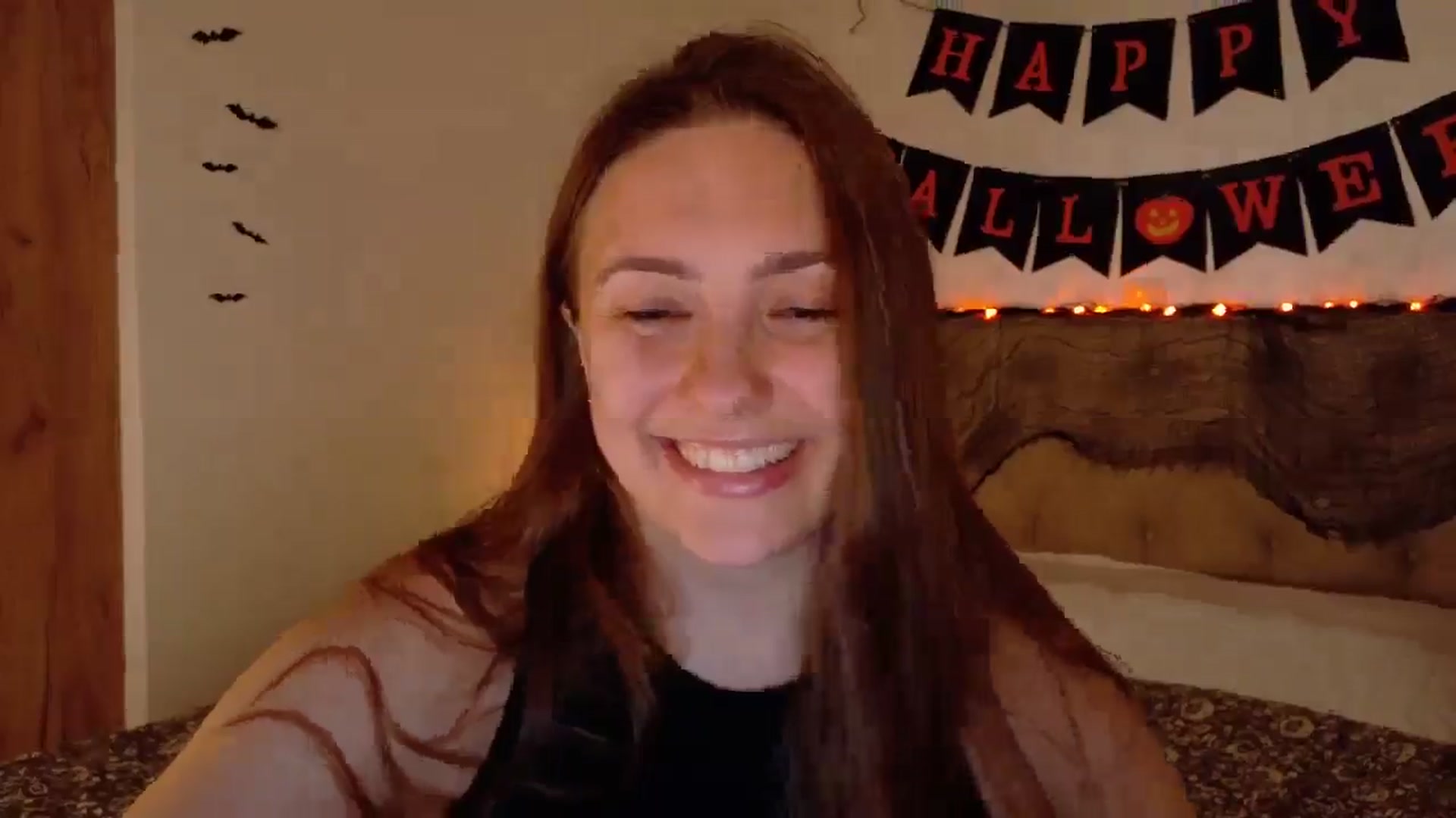 Gallery image thumbnail from QueenOfTease_'s myfreecams stream on, 10/12/2025, 07:09 image 6 of 20