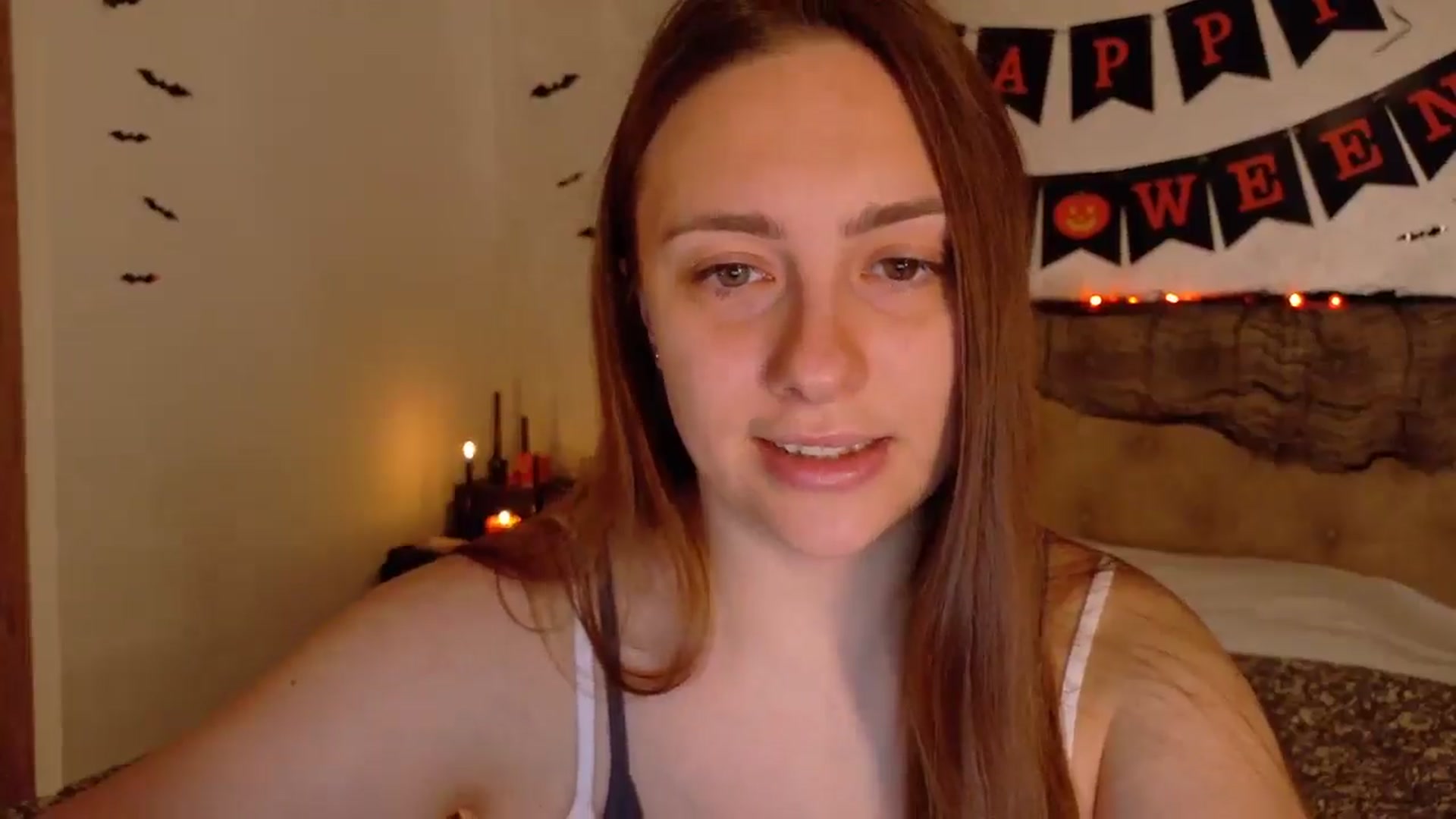 Gallery image thumbnail from QueenOfTease_'s myfreecams stream on, 10/15/2025, 06:43 image 6 of 20