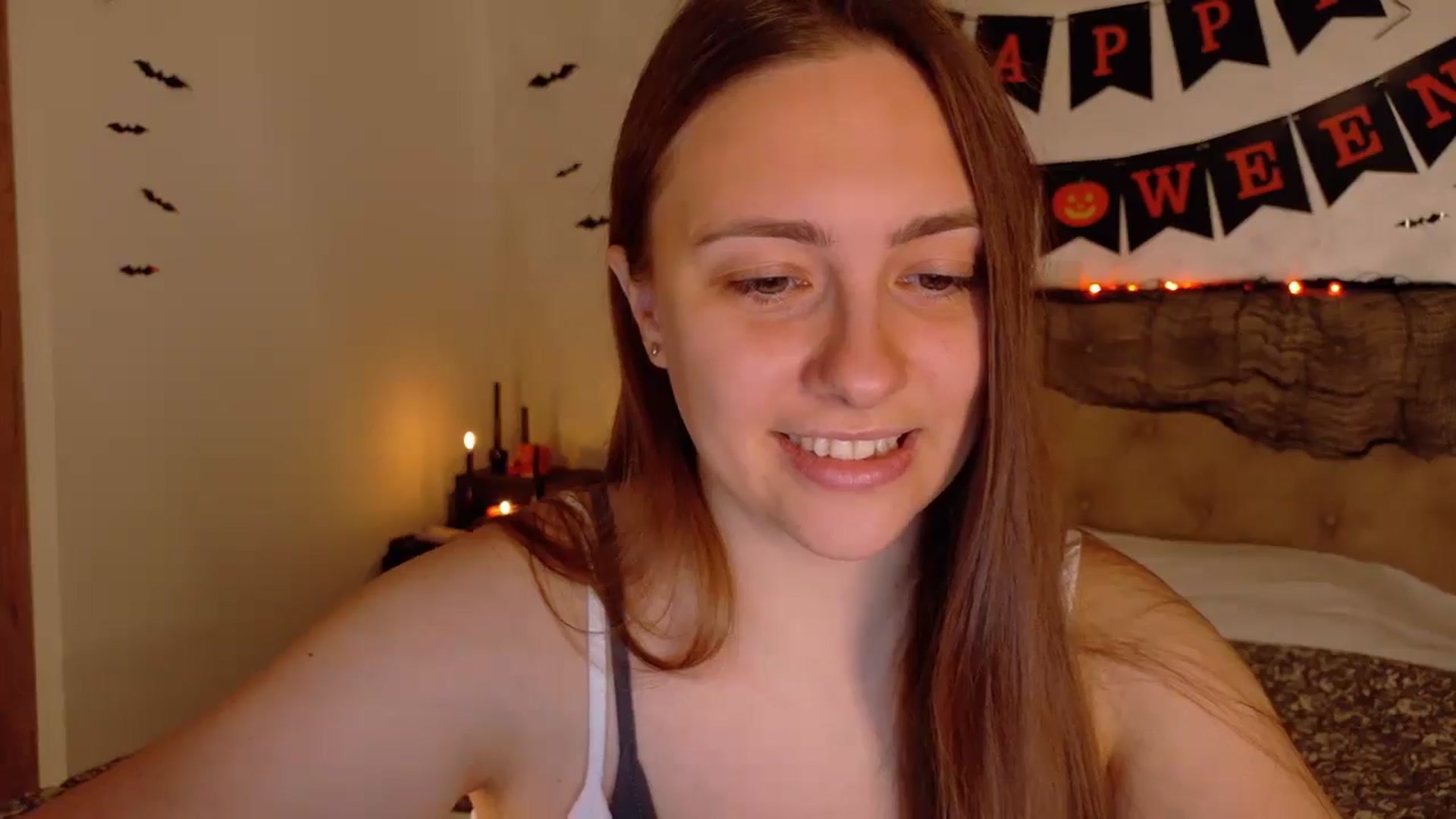 Gallery image thumbnail from QueenOfTease_'s myfreecams stream on, 10/15/2025, 06:43 image 7 of 20