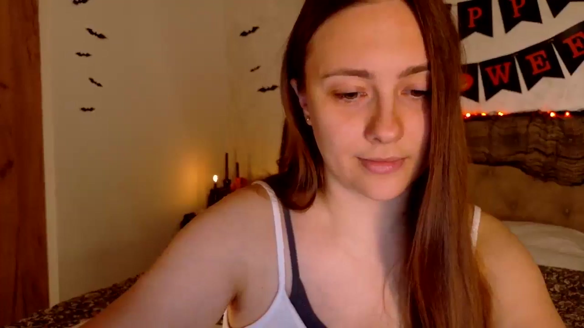 Gallery image thumbnail from QueenOfTease_'s myfreecams stream on, 10/15/2025, 06:43 image 20 of 20
