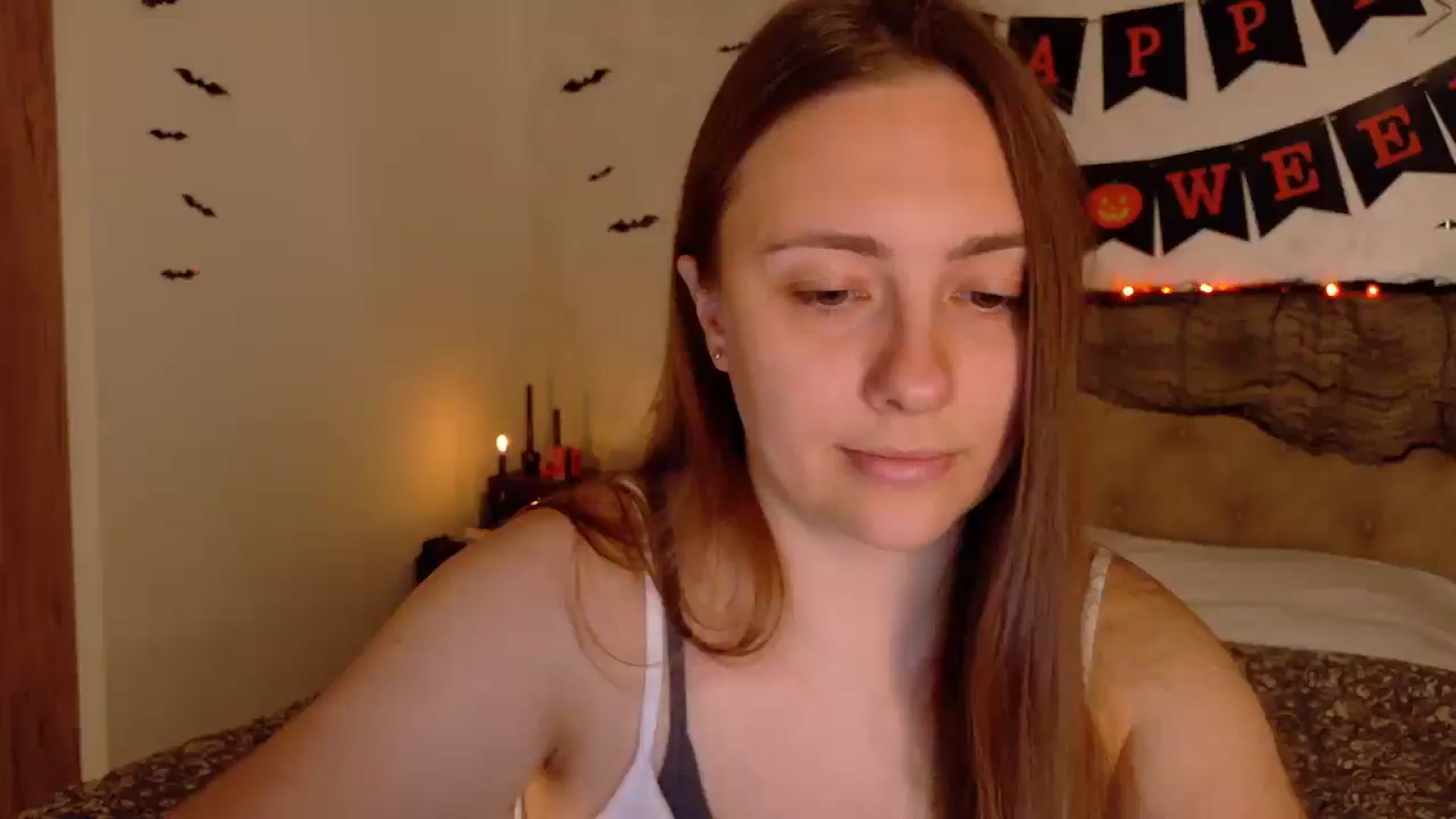 Gallery image thumbnail from QueenOfTease_'s myfreecams stream on, 10/15/2025, 06:43 image 8 of 20